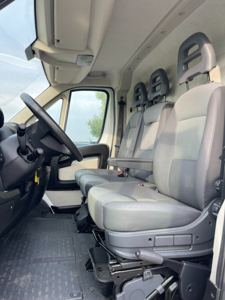 Peugeot BOXER FG 330 L1H2 2.0 HDI 130 PRO 03/2019 - 130.000KM - 3 PLACES