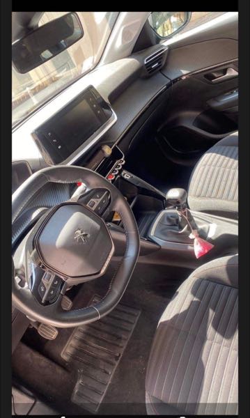 Peugeot 208 II 1.2 PURETECH 100 S&amp;S ACTIVE BUSINESS
