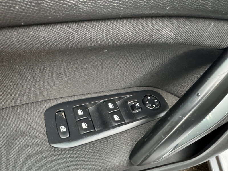 Peugeot 308 1.6 E-HDI FAP 115CH ACTIVE 5P