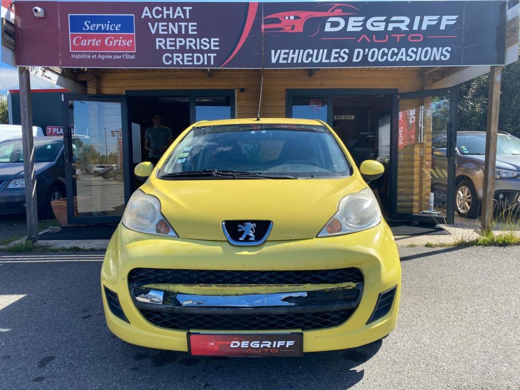 Peugeot 107 1.0e 12V 68ch BLUE LION Trendy