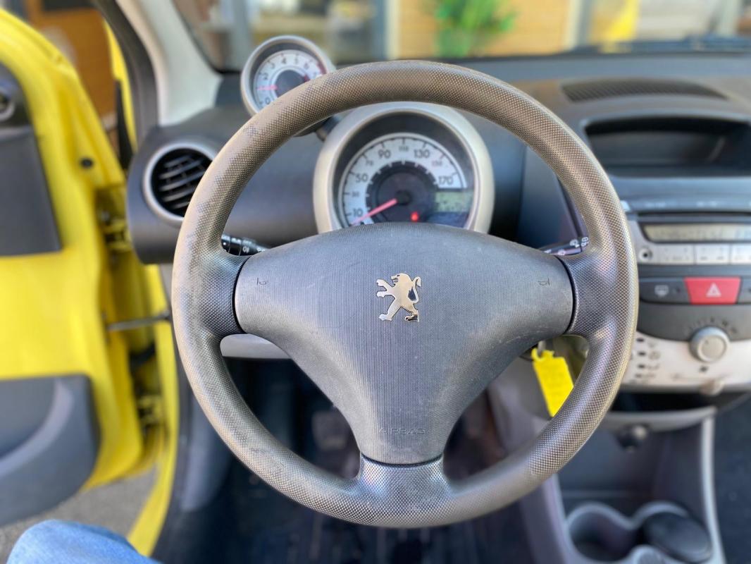 Peugeot 107 1.0e 12V 68ch BLUE LION Trendy