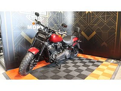 HARLEY-DAVIDSON SOFTAIL FAT BOB COULEUR/rouge