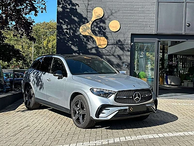 Mercedes-Benz GLC 300 de 4-Matic AMG LINE TOIT PANO PACK CONDUITE PLUS
