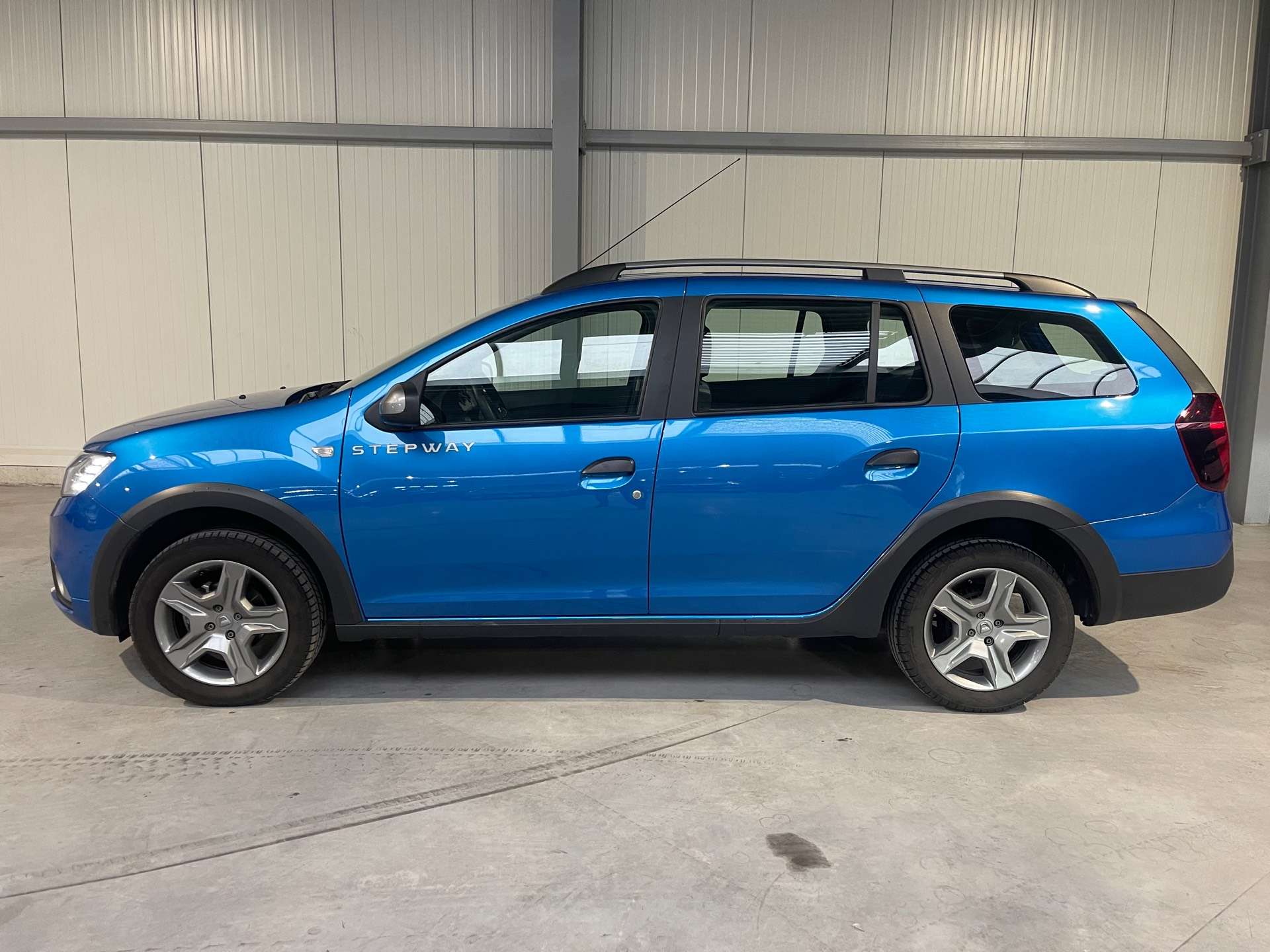Dacia Logan 0.9cc S.W BOITE AUTOMATIQUE*32282 KMS*CAMERA/GPS/CAPTEURS AR