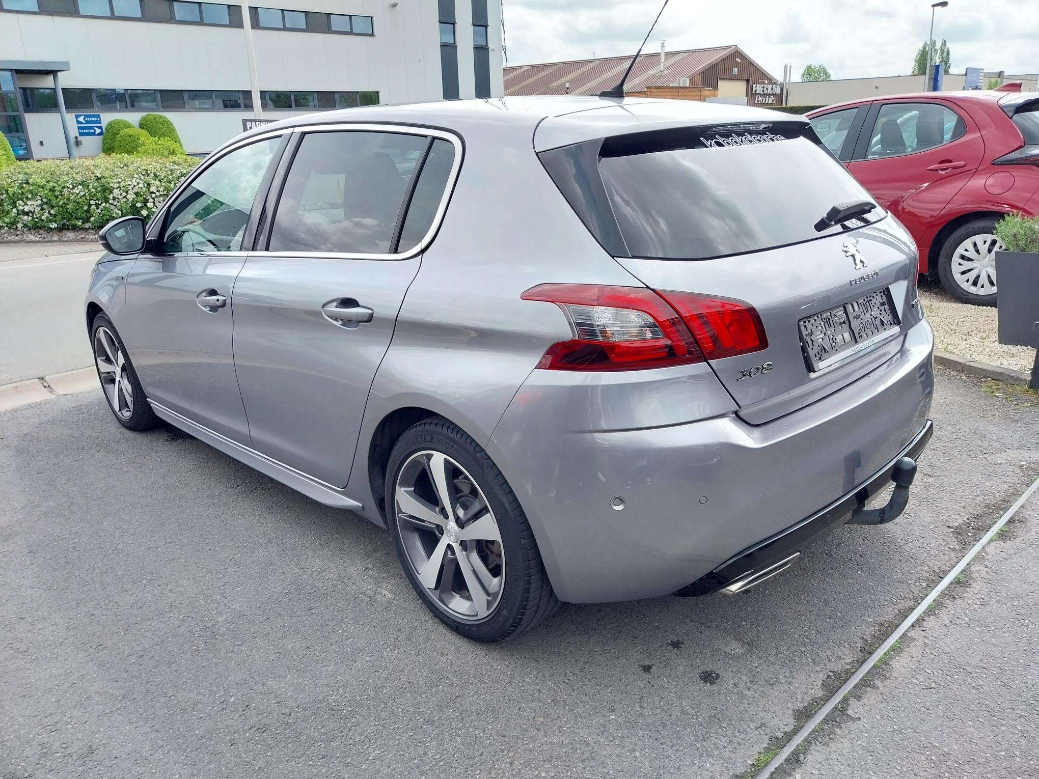 Peugeot 308 1.2 PureTech GT Line /NAVI-CLIM-CAMERA-TOIT PANO/
