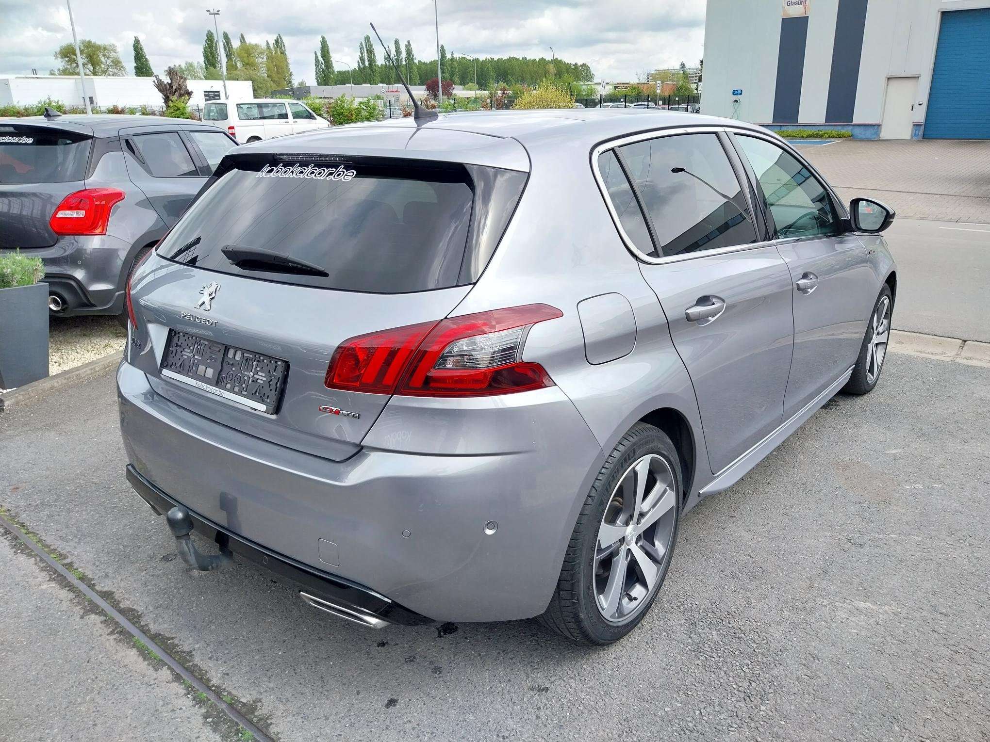 Peugeot 308 1.2 PureTech GT Line /NAVI-CLIM-CAMERA-TOIT PANO/
