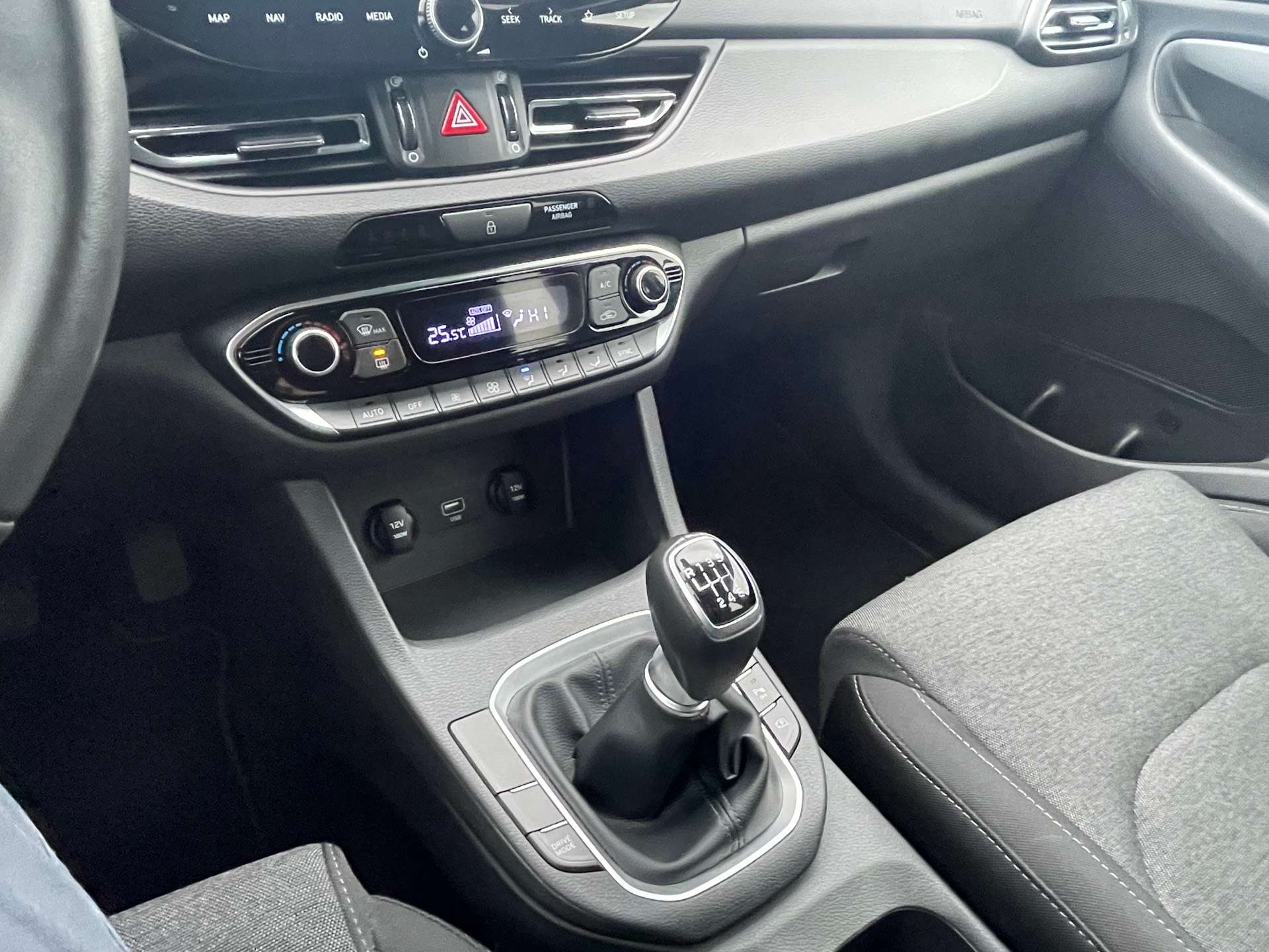 Hyundai i30 1.0 T-GDi MHEV // GPS  // GARANTIE CONSTRUCTEUR
