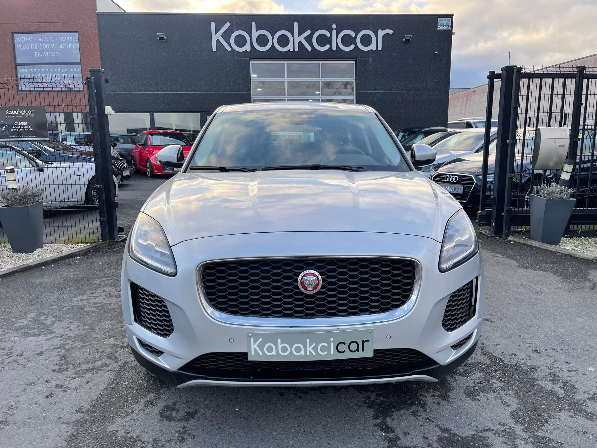 Jaguar E-Pace 2.0 D SE (EU6.2) // TVA RECUPERABLE // GARANTIE