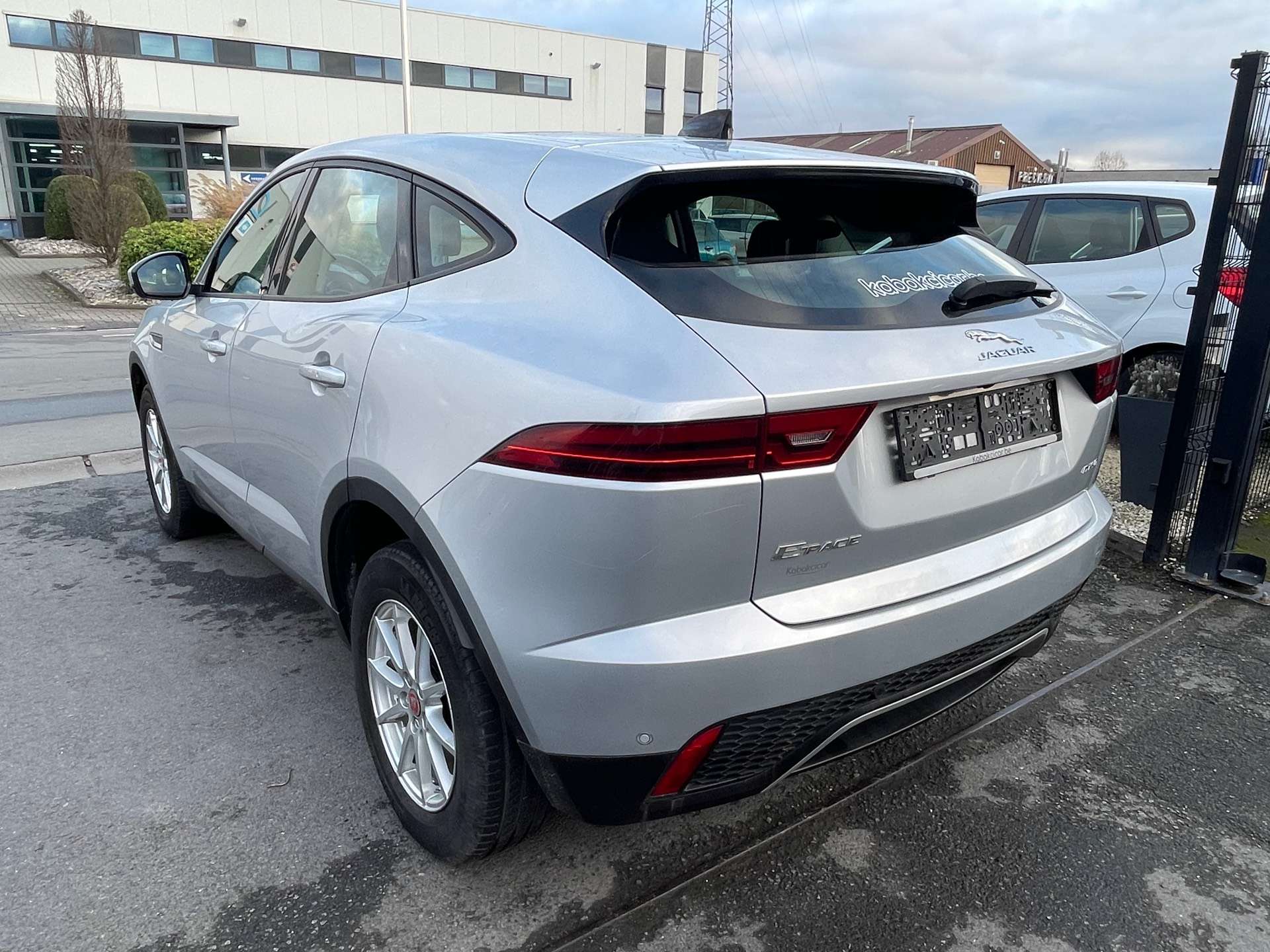 Jaguar E-Pace 2.0 D SE (EU6.2) // TVA RECUPERABLE // GARANTIE
