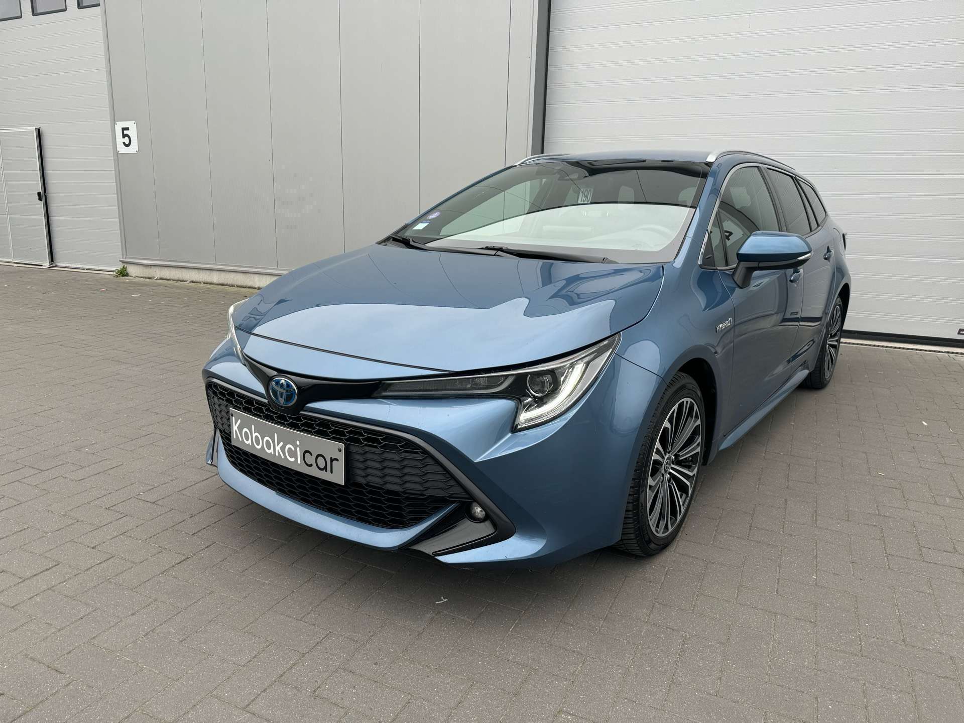 Toyota Corolla 2.0 Hybrid Dynamic e-CVT / CLIMATISATION /GARANTIE