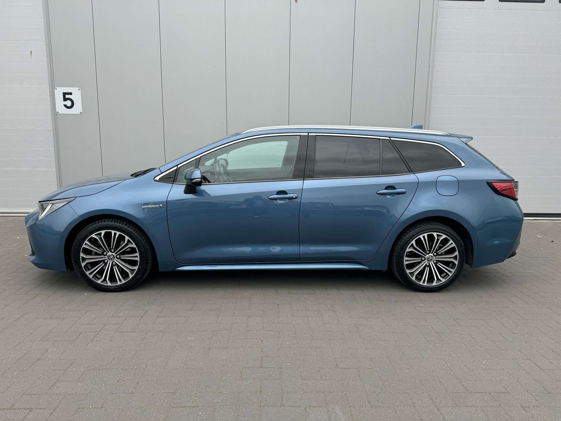 Toyota Corolla 2.0 Hybrid Dynamic e-CVT / CLIMATISATION /GARANTIE