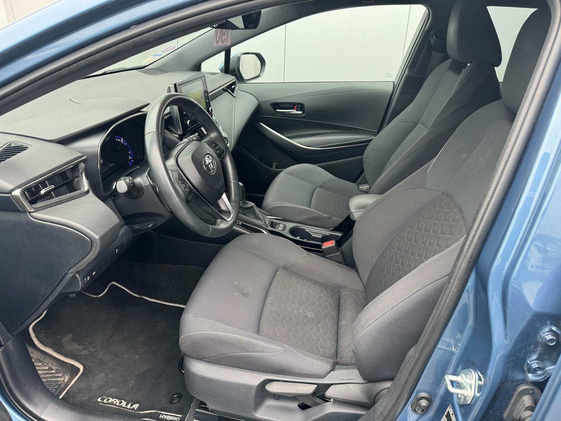 Toyota Corolla 2.0 Hybrid Dynamic e-CVT / CLIMATISATION /GARANTIE