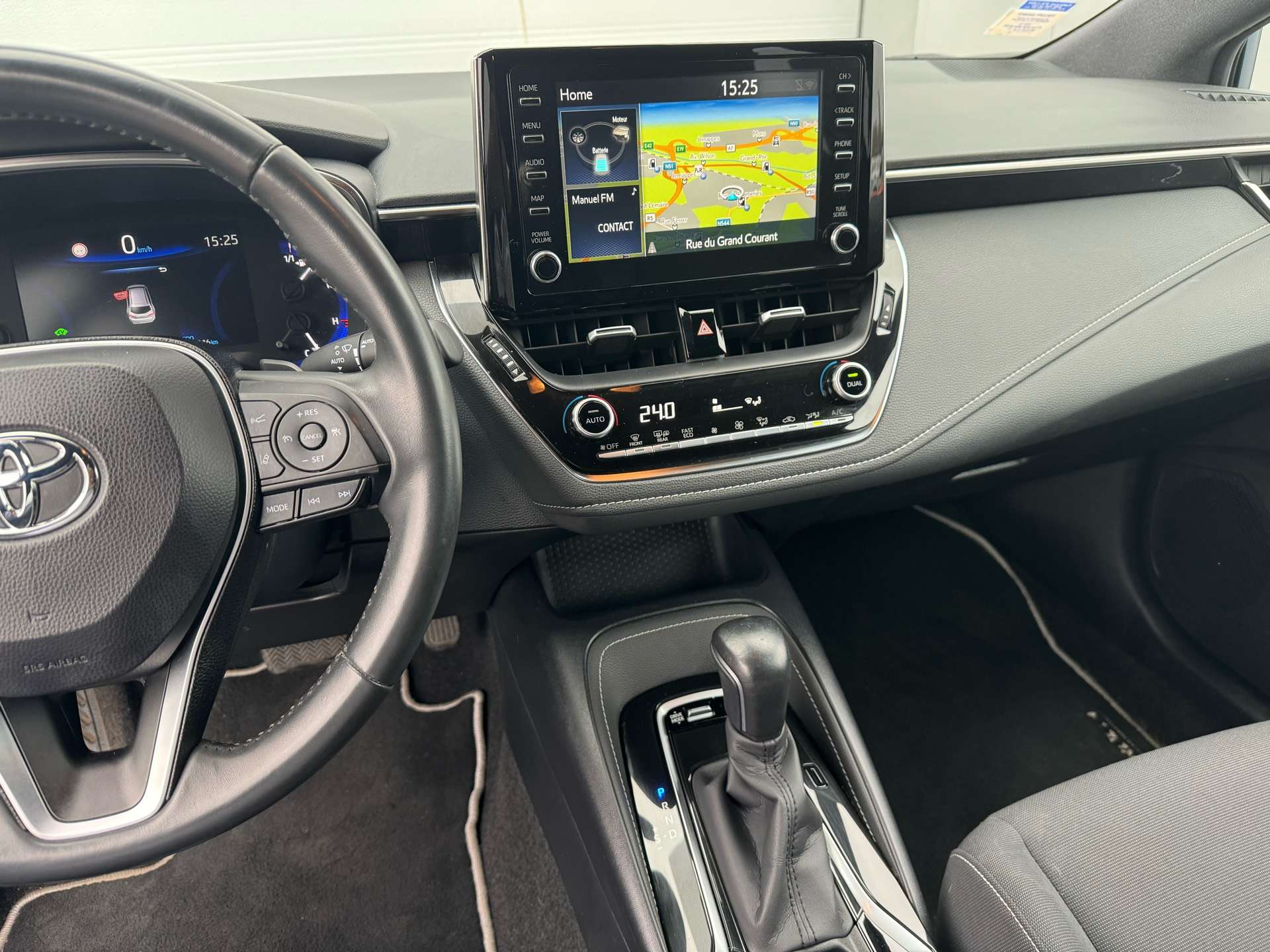 Toyota Corolla 2.0 Hybrid Dynamic e-CVT / CLIMATISATION /GARANTIE