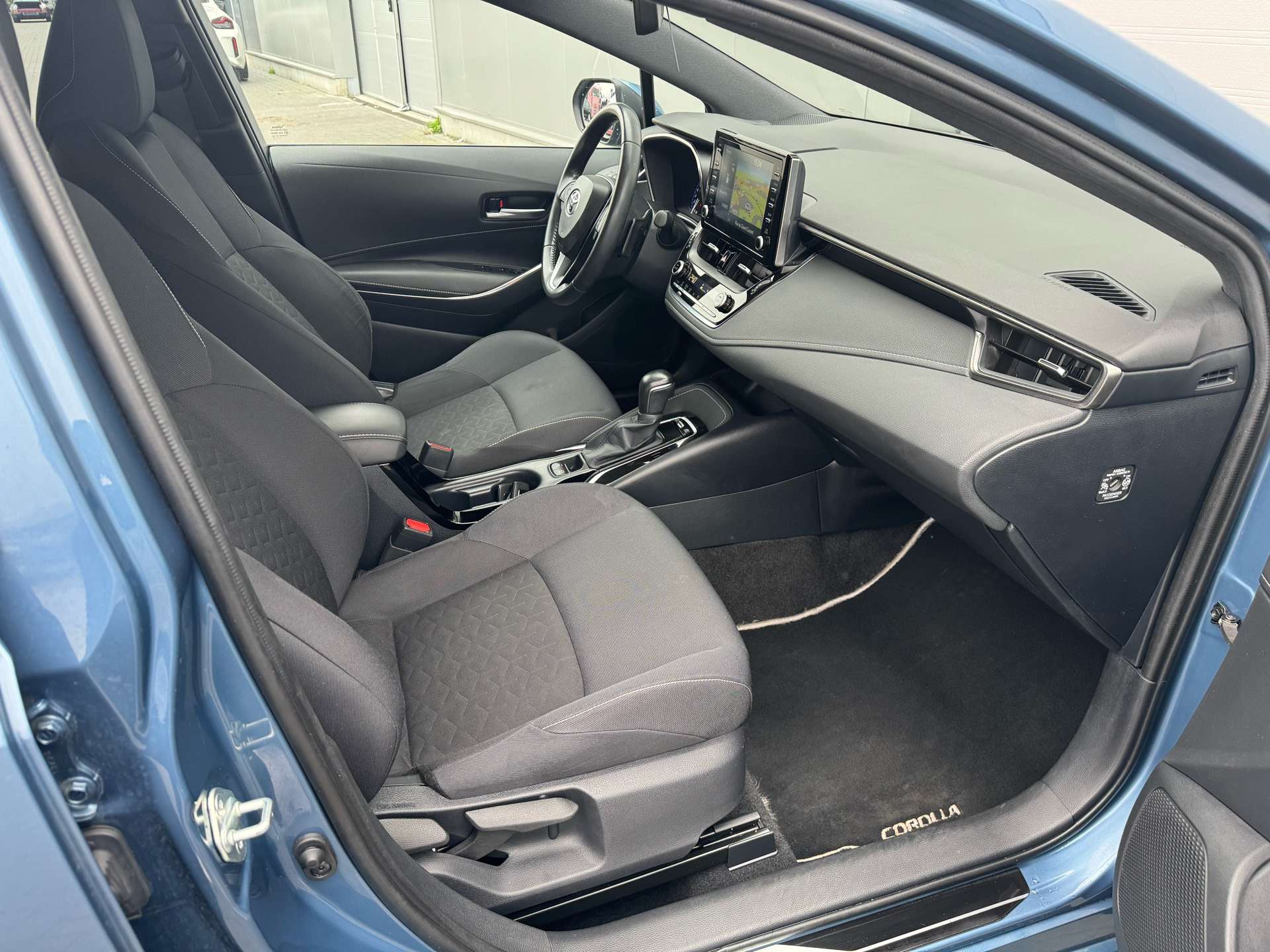 Toyota Corolla 2.0 Hybrid Dynamic e-CVT / CLIMATISATION /GARANTIE