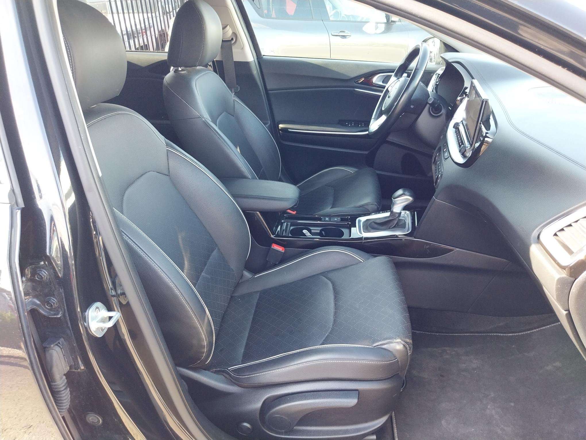 Kia XCeed 1.6 CRDi Sense ISG DCT//FULL OPTIONS-TOIT PANO//