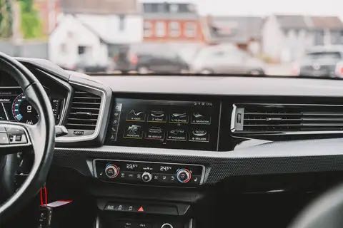 Audi A1 30 TFSI * CITYCARVER * MATRIX * COCKPIT * GPS *