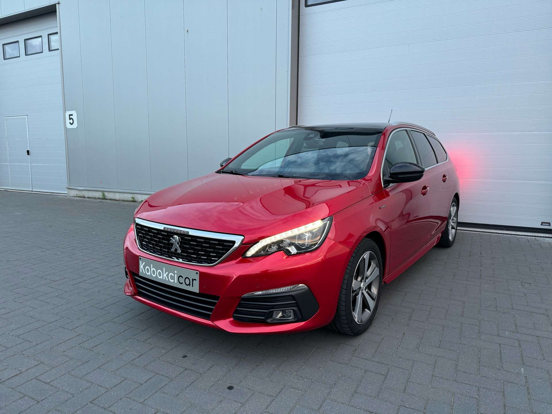 Peugeot 308 1.2 PureTech GT Line (EU6.2) / GARANTIE 12M