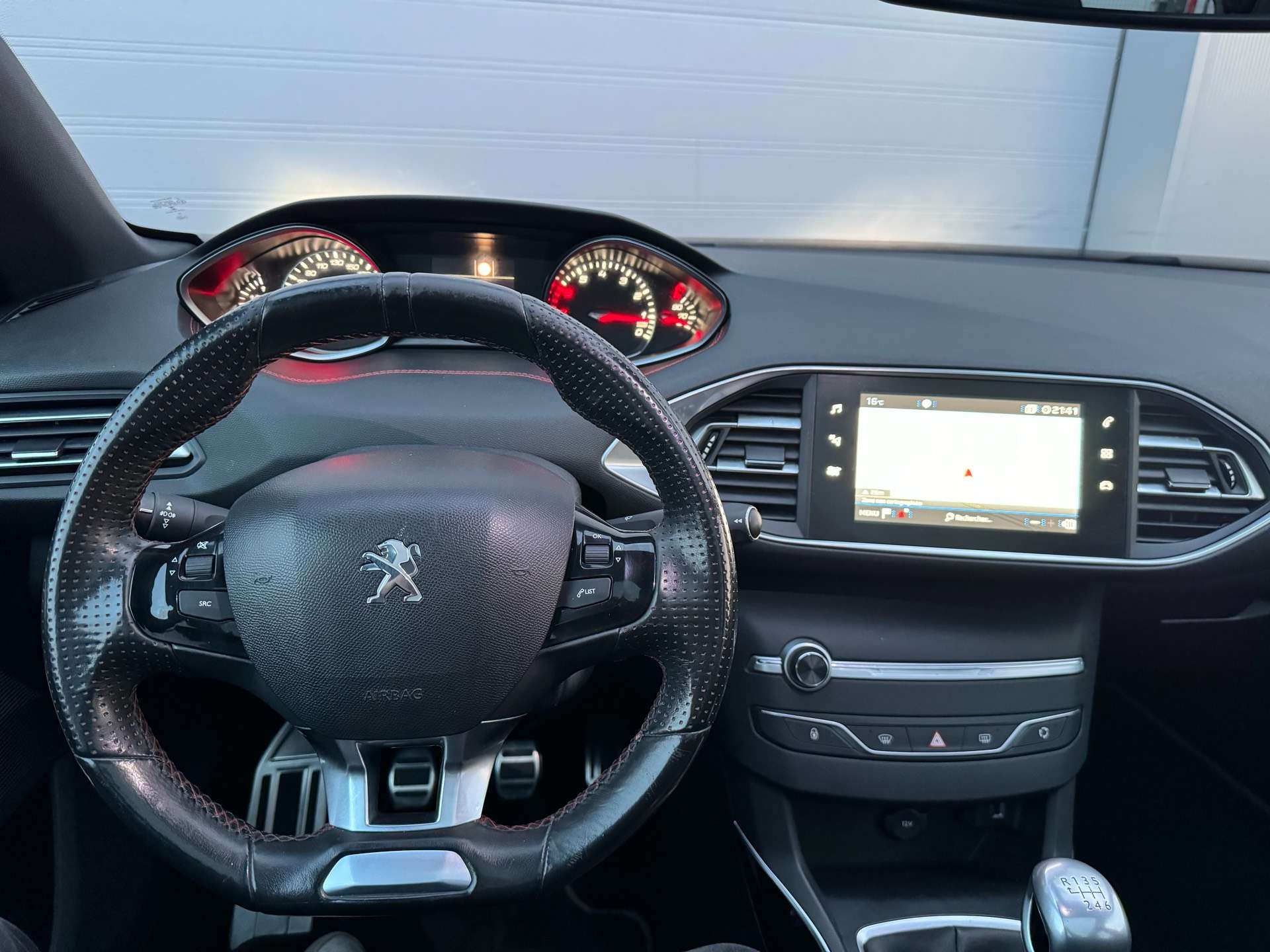 Peugeot 308 1.2 PureTech GT Line (EU6.2) / GARANTIE 12M