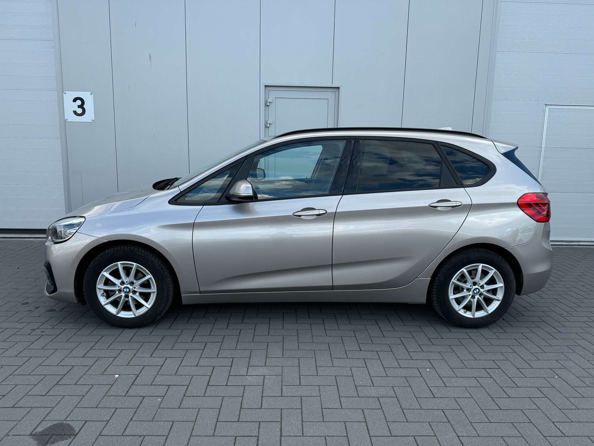 BMW 216 Active Tourer  // GPS // 1 ER MAIN // CARNET BMW