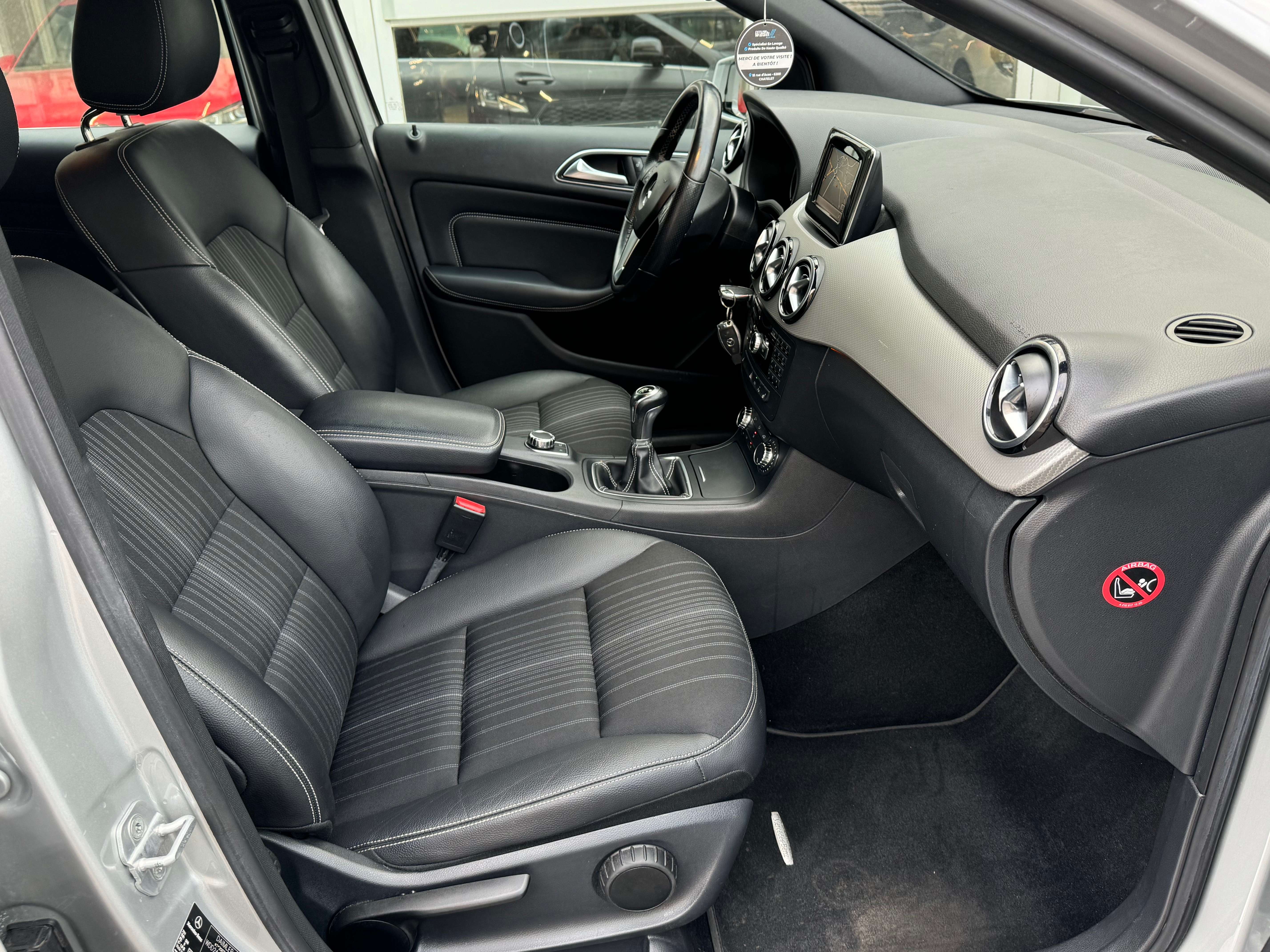 Mercedes-Benz B 180 CDI Airco Gps Jante Semi Cuir Carnet Garantie