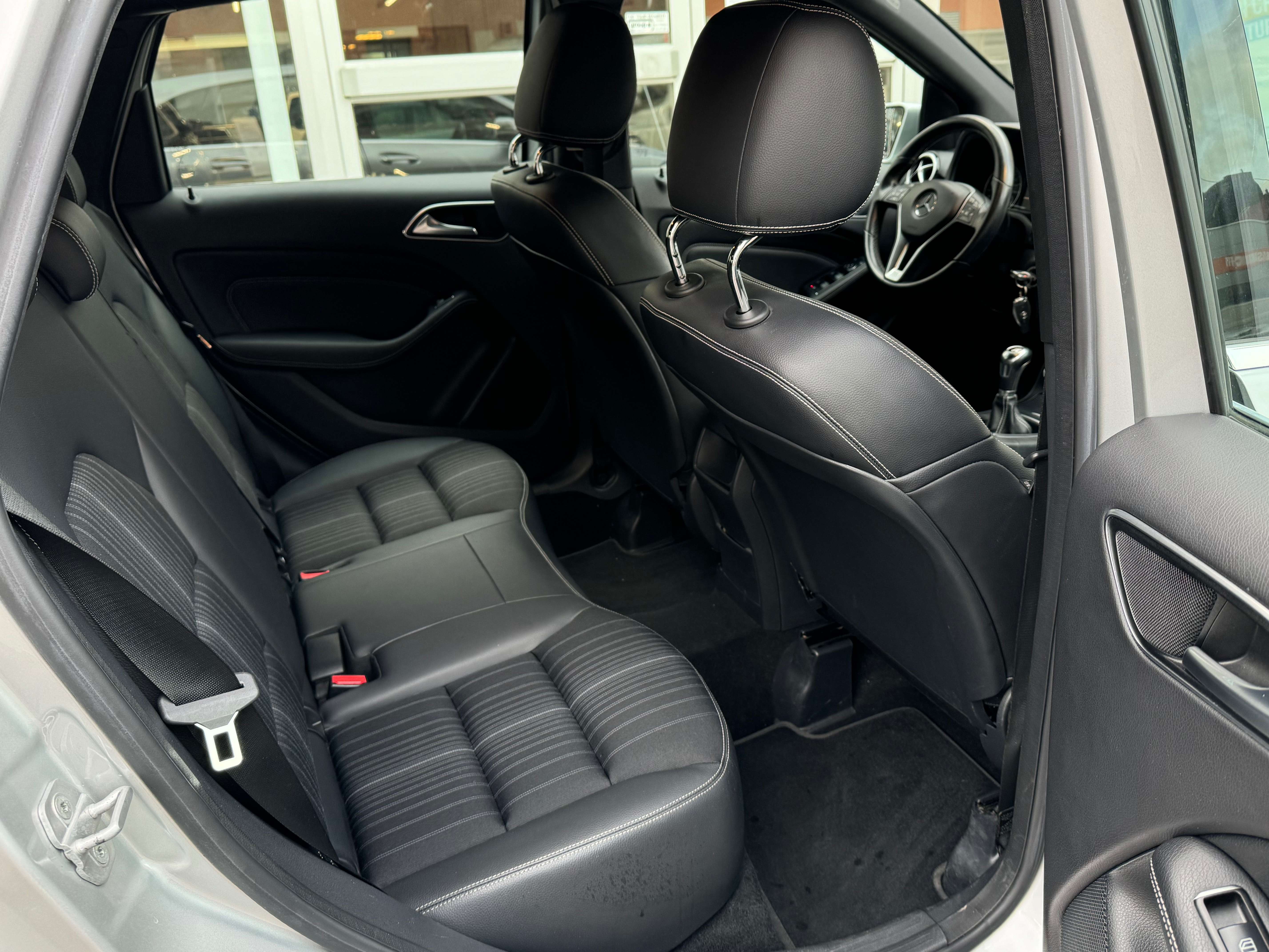Mercedes-Benz B 180 CDI Airco Gps Jante Semi Cuir Carnet Garantie