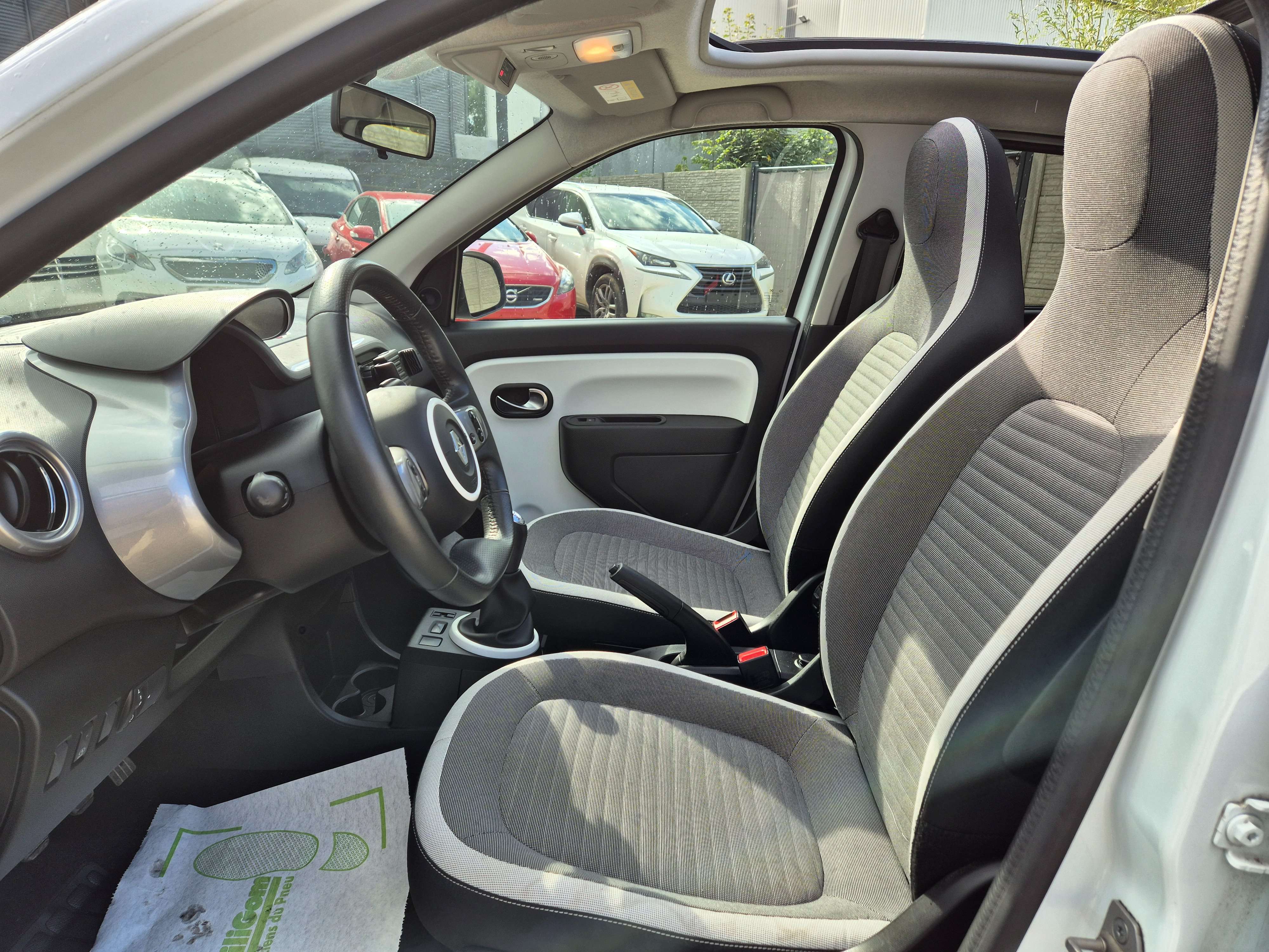 Renault Twingo 1.0i SCe Limited / Toit Ouvrant / GARANTIE 12 MOIS