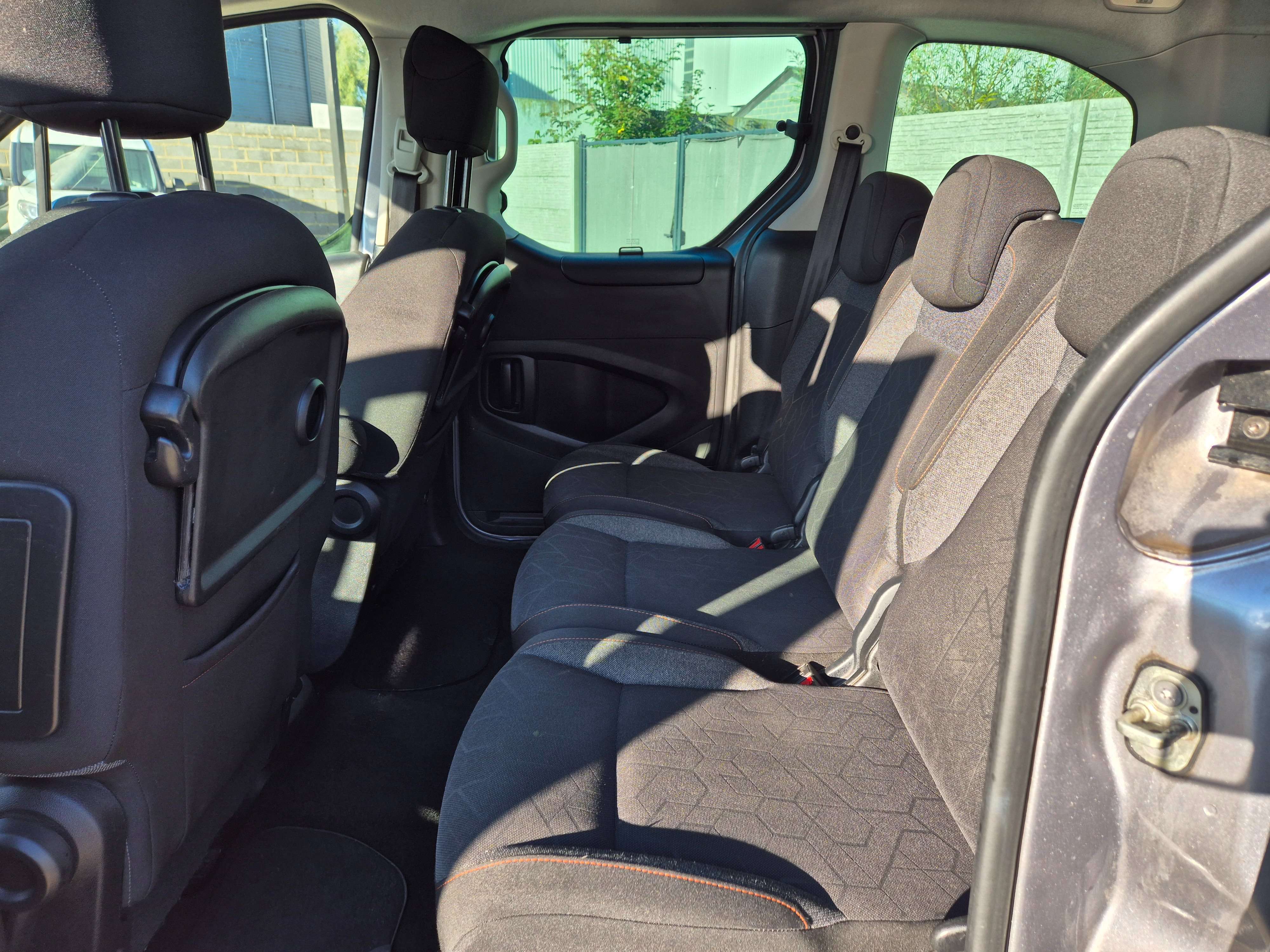 Peugeot Partner Tepee 1.6 BlueHDi Style// FULL CARNET//GARANTIE