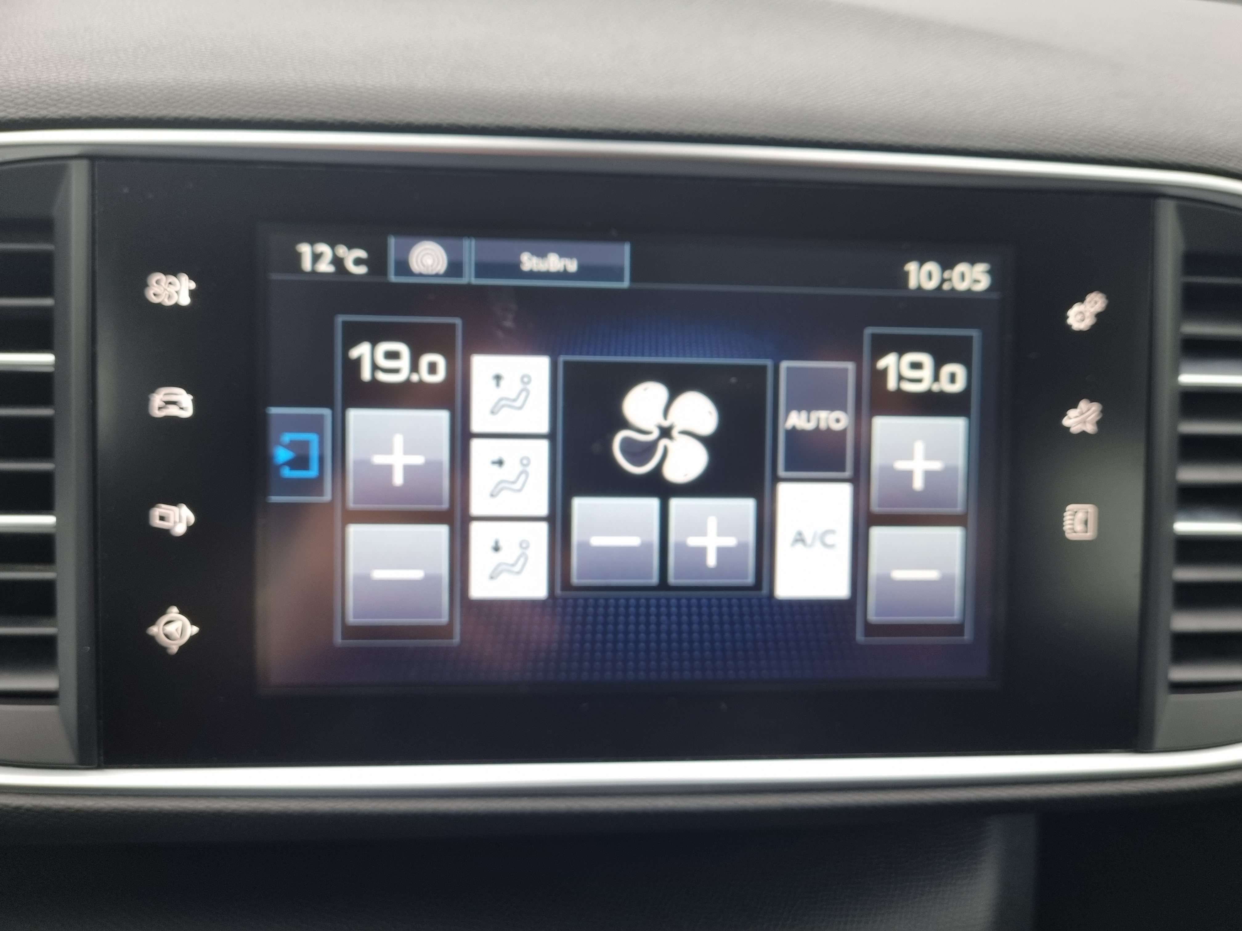 Peugeot 308 1.2 // Allure //CARNET//GPS//CAMERA//GARANTIE 12M
