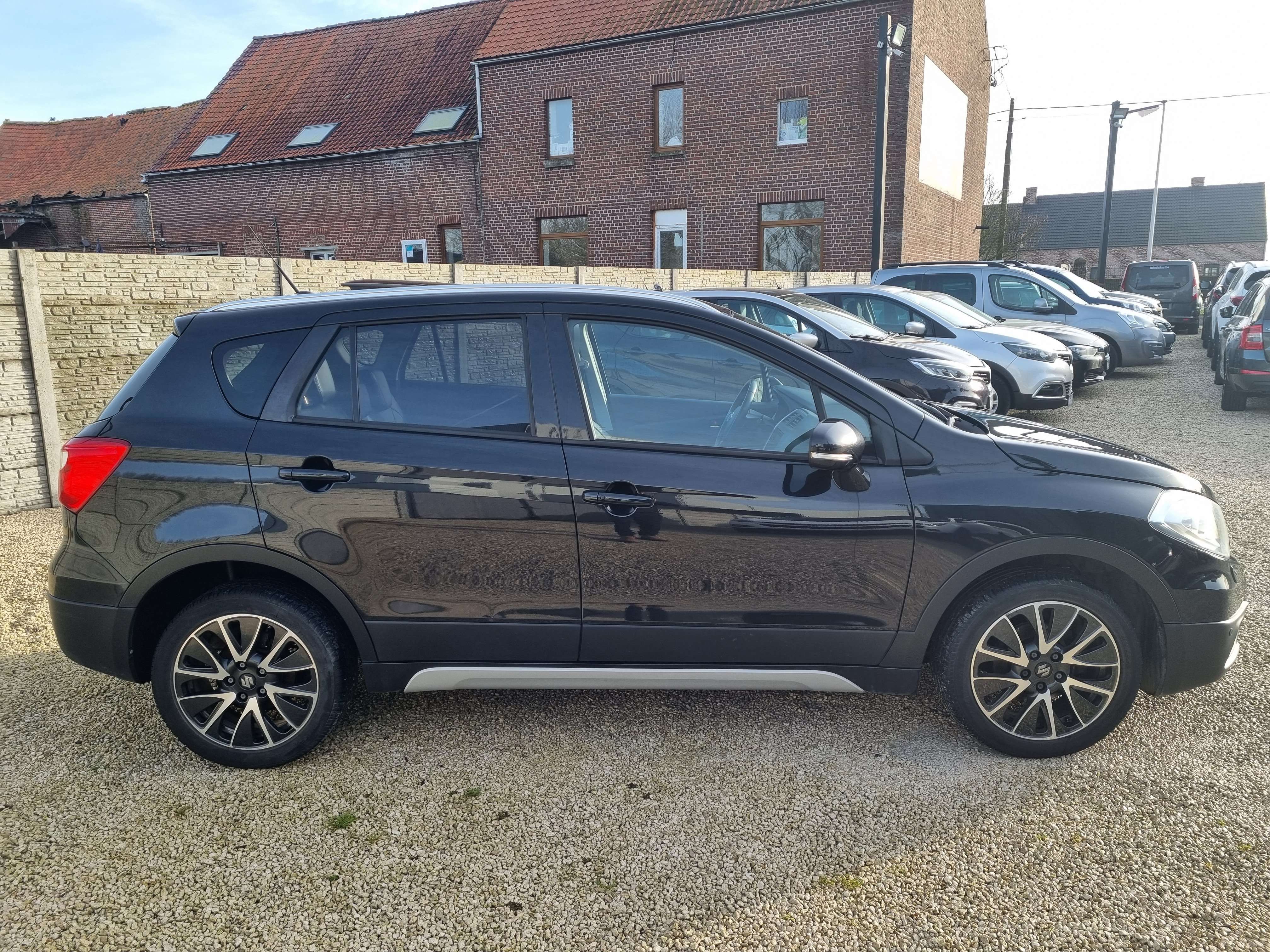 Suzuki SX4 S-Cross 1.6 DDiS 4x4 GLX//GPS/CLIM/CUIR//GARANTIE 12M