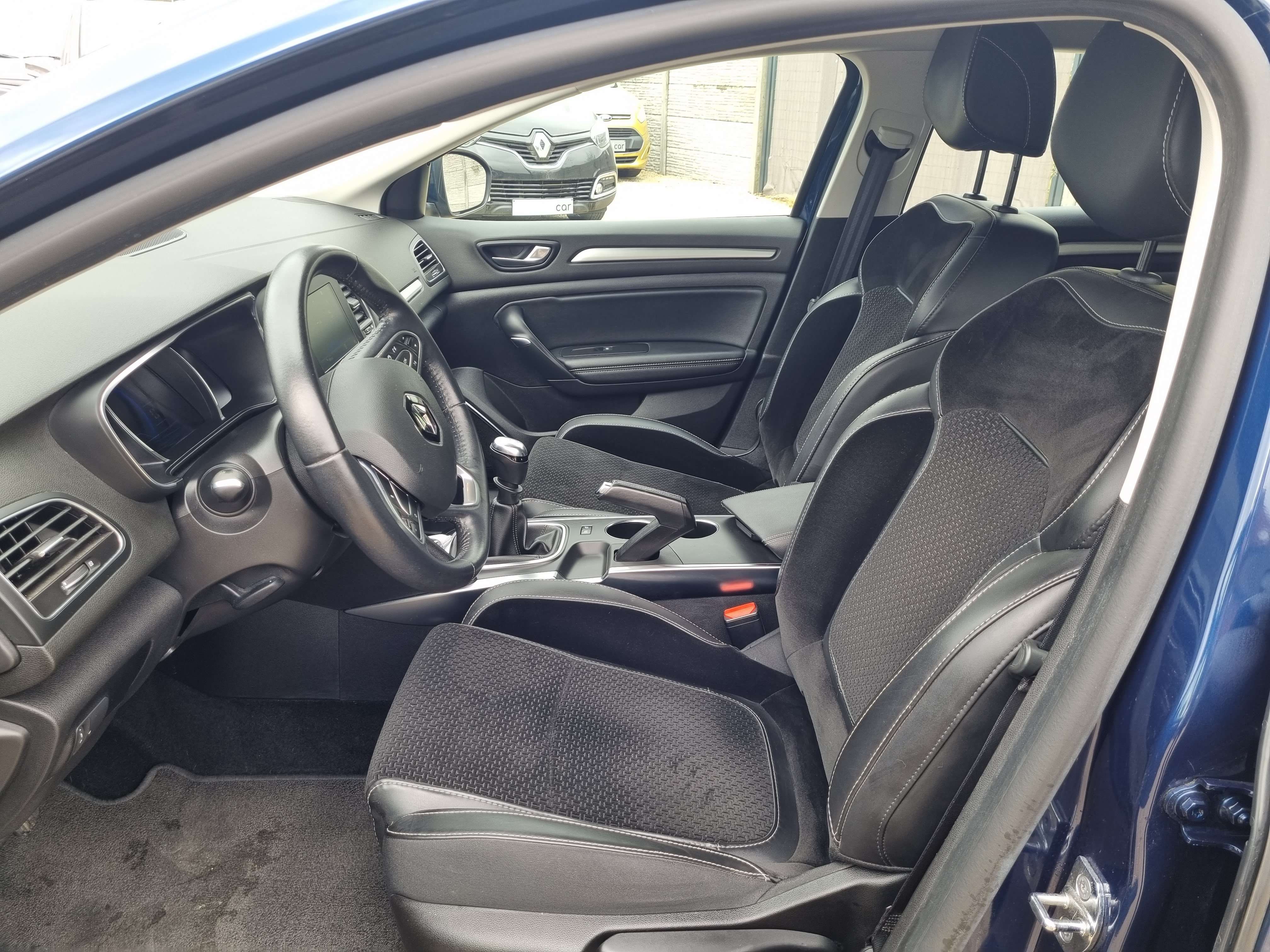 Renault Megane 1.2 TCe  Limited//57.000 KM//CARPLAY/GARANTIE 12M
