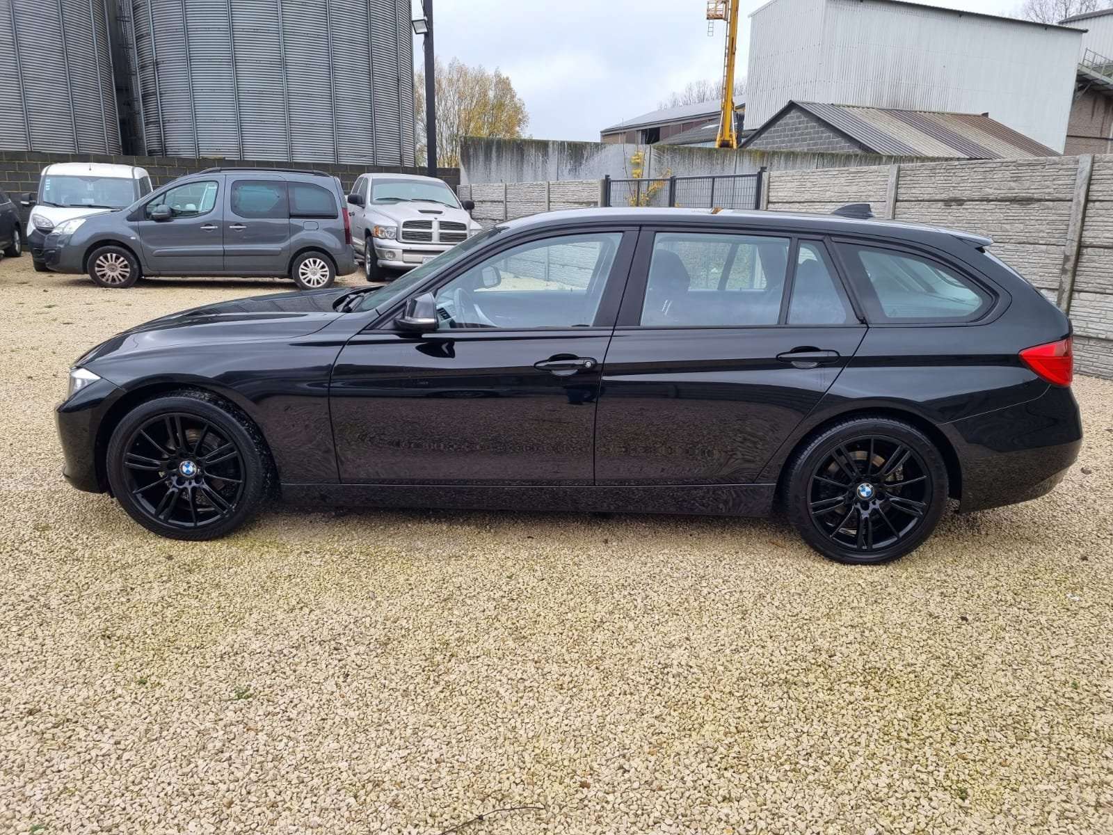 BMW 318 dA// CLIM//GARANTIE 12 MOIS