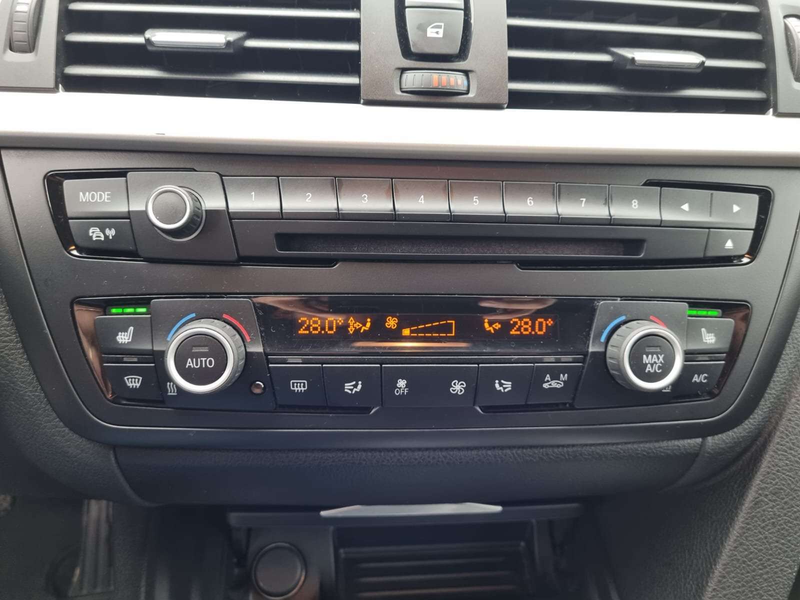 BMW 318 dA// CLIM//GARANTIE 12 MOIS