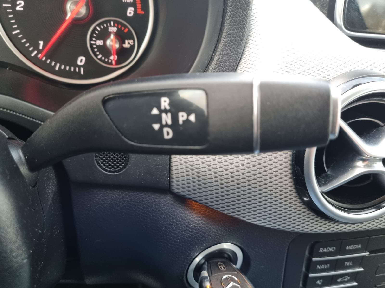 Mercedes-Benz B 180 d//GPS//CLIM//XENON//USB//GARANTIE 12 MOIS//