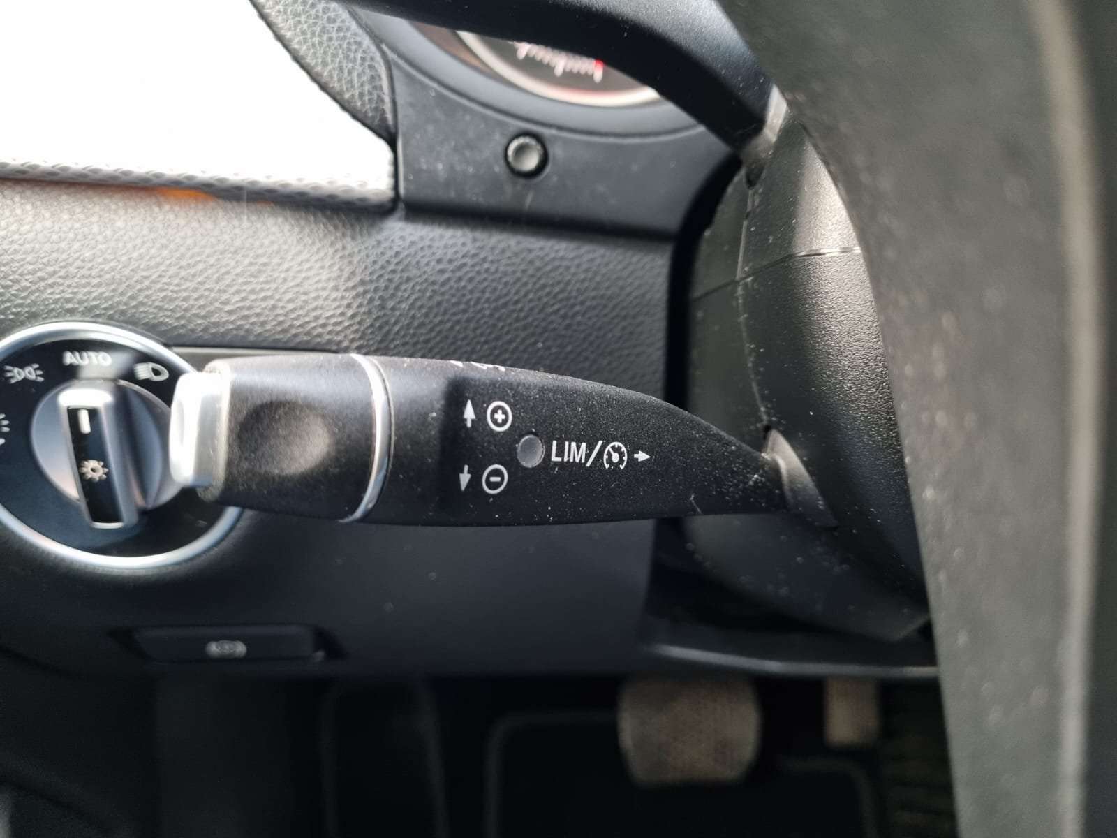 Mercedes-Benz B 180 d//GPS//CLIM//XENON//USB//GARANTIE 12 MOIS//