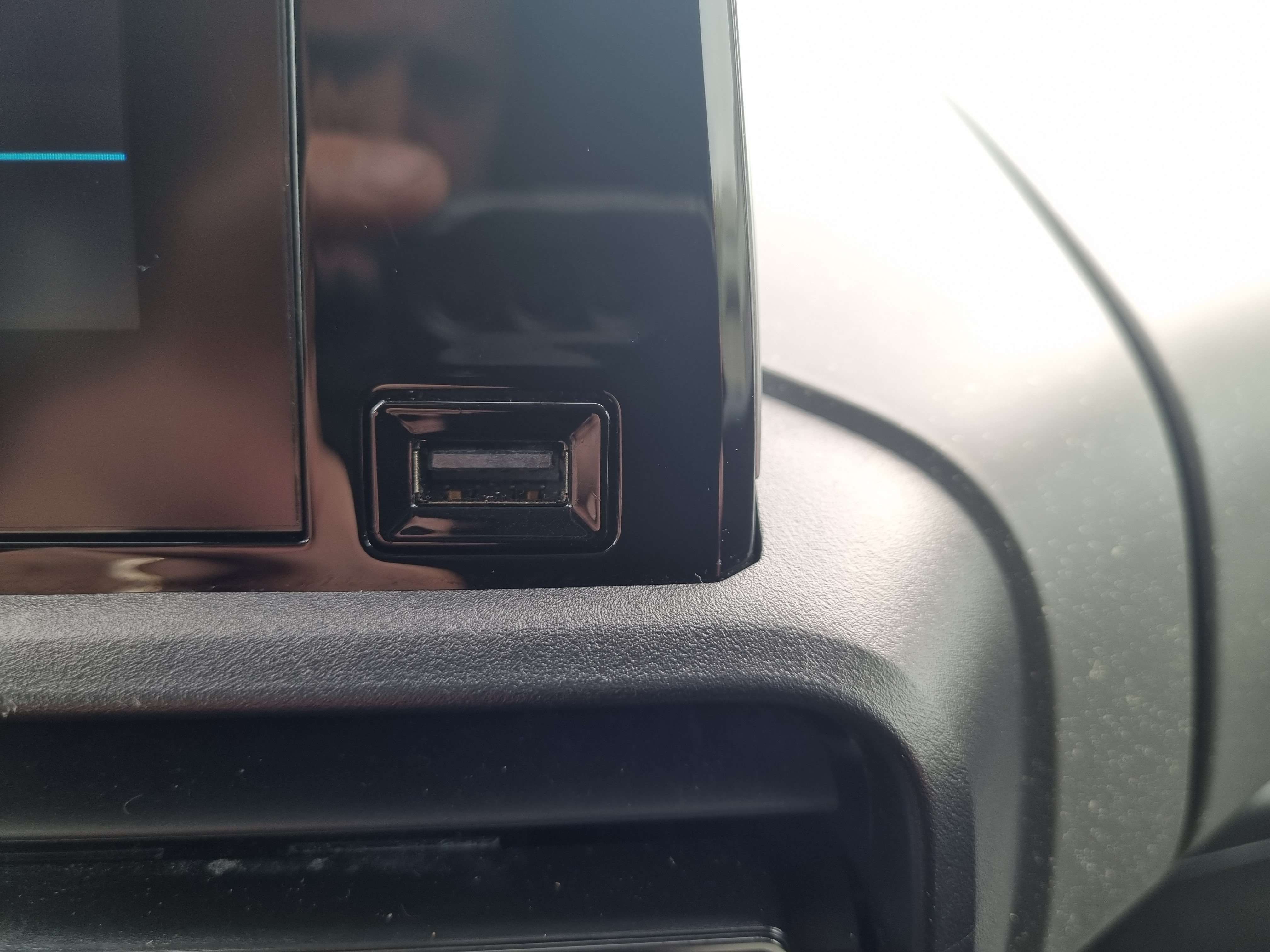 Citroen Berlingo 1.5 BlueHDi Feel//GPS//CLIM//USB//CRUISE/GARANTIE