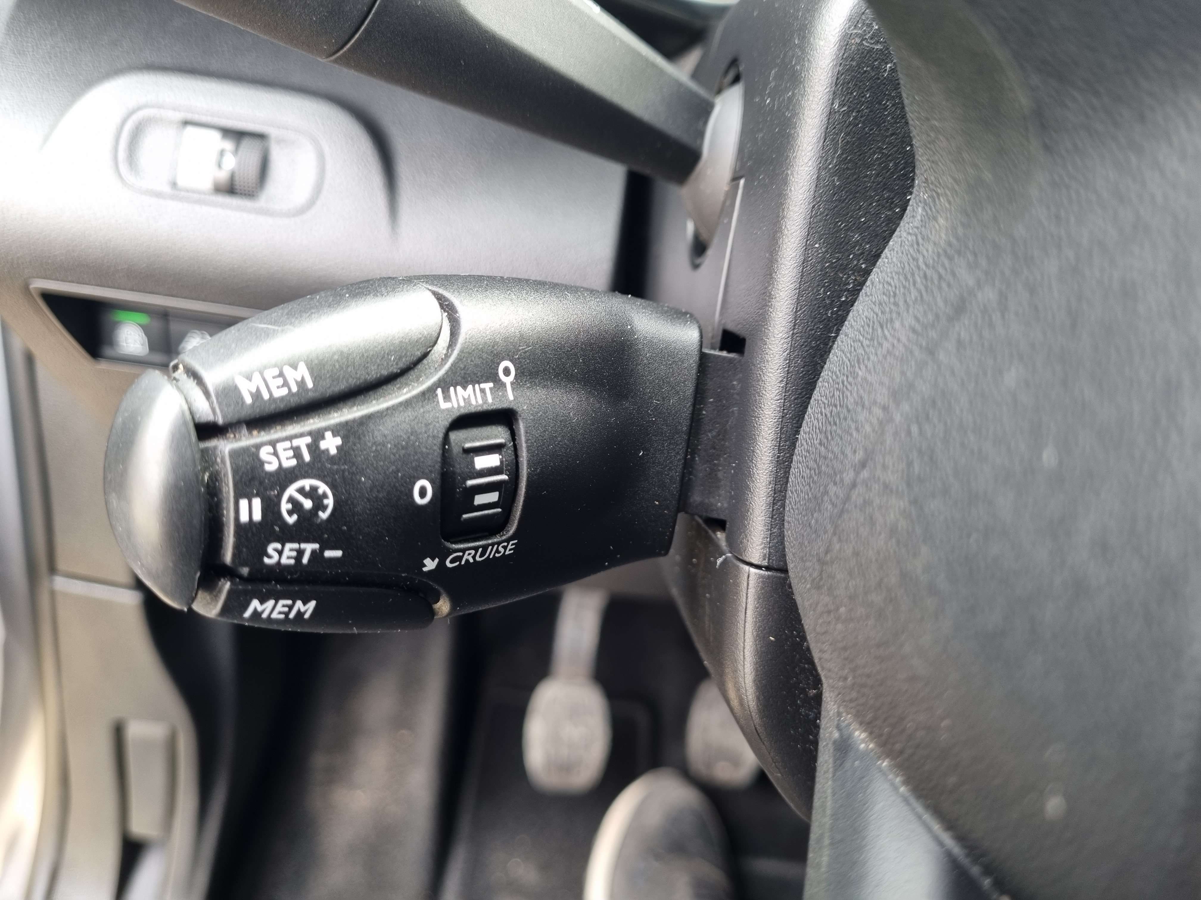 Citroen Berlingo 1.5 BlueHDi Feel//GPS//CLIM//USB//CRUISE/GARANTIE