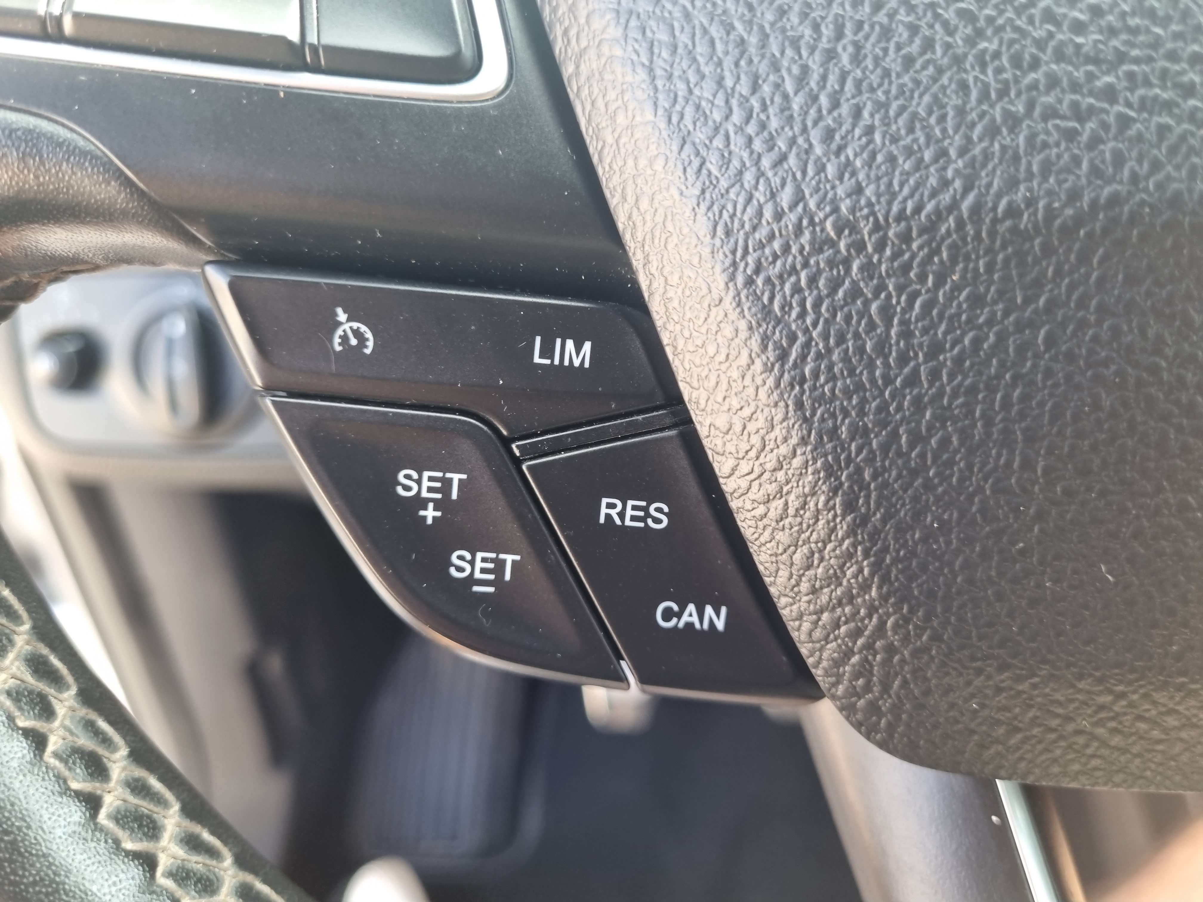 Ford Kuga 1.5 TDCi ST Line// GPS//CLIM//CRUISE//GARANTIE 12M