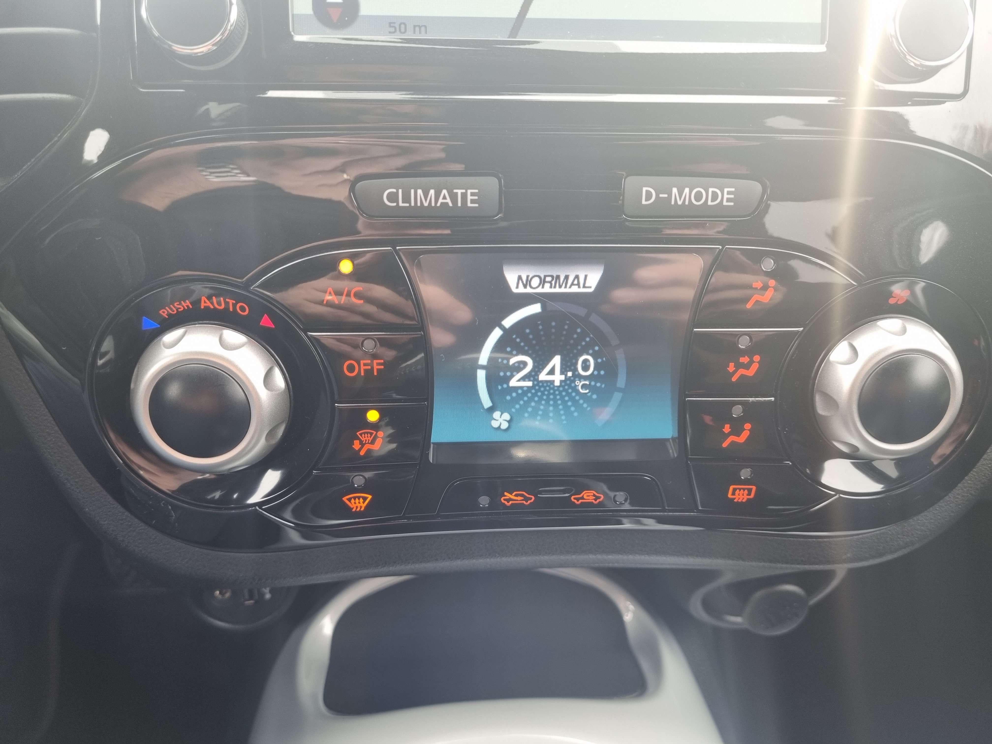 Nissan Juke 1.2 DIG-T 2WD Acenta/36.000 KM//GPS/GARANTIE12M