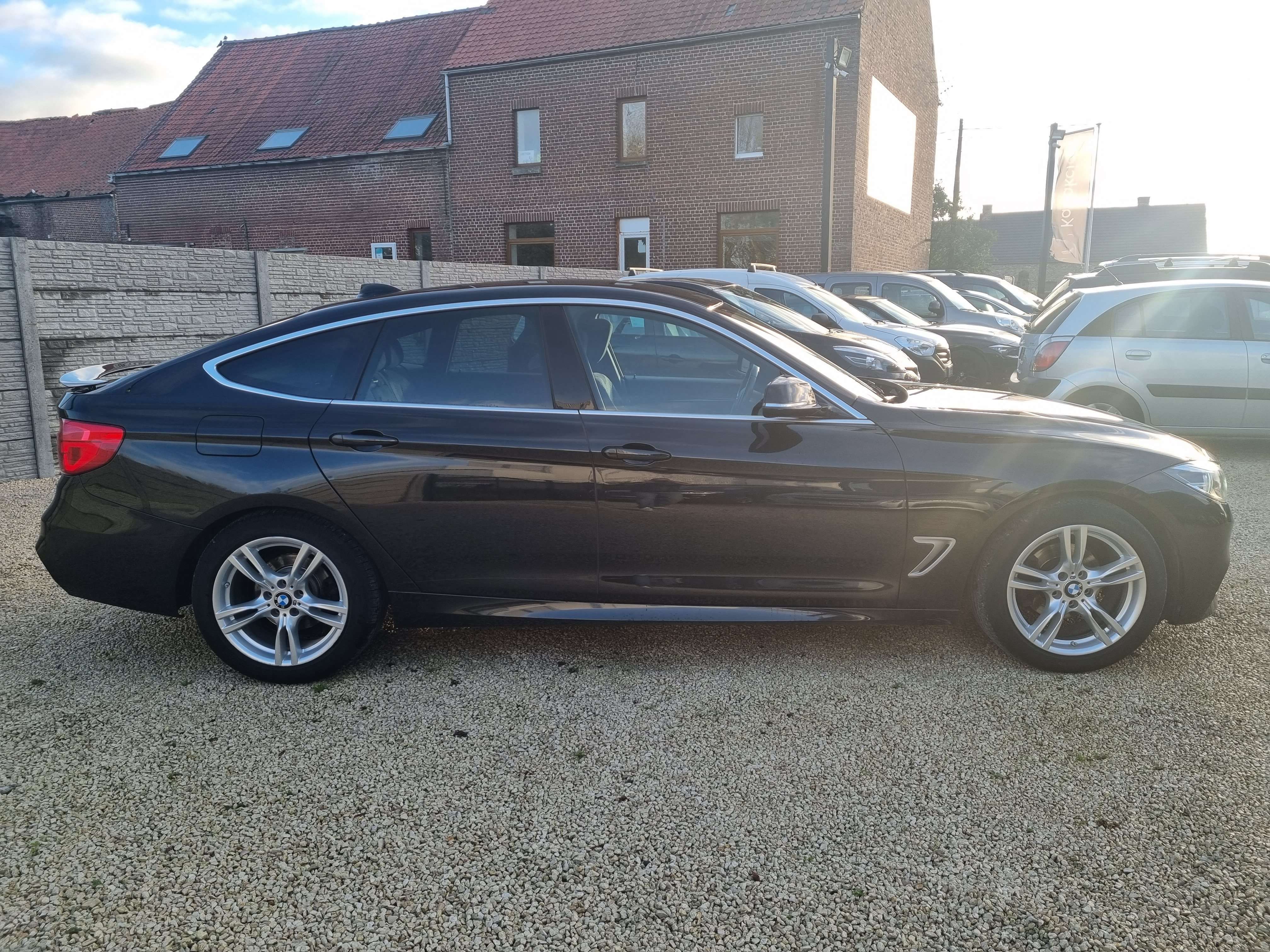 BMW 318 d GT// PACK M//CARNET//CLIM/USB//CRUISE/GARANTIE