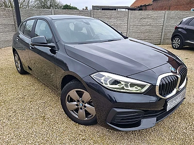 BMW 116 d//51.000 KM// CARNET//GPS/CAMERA/USB/GARANTIE 12M