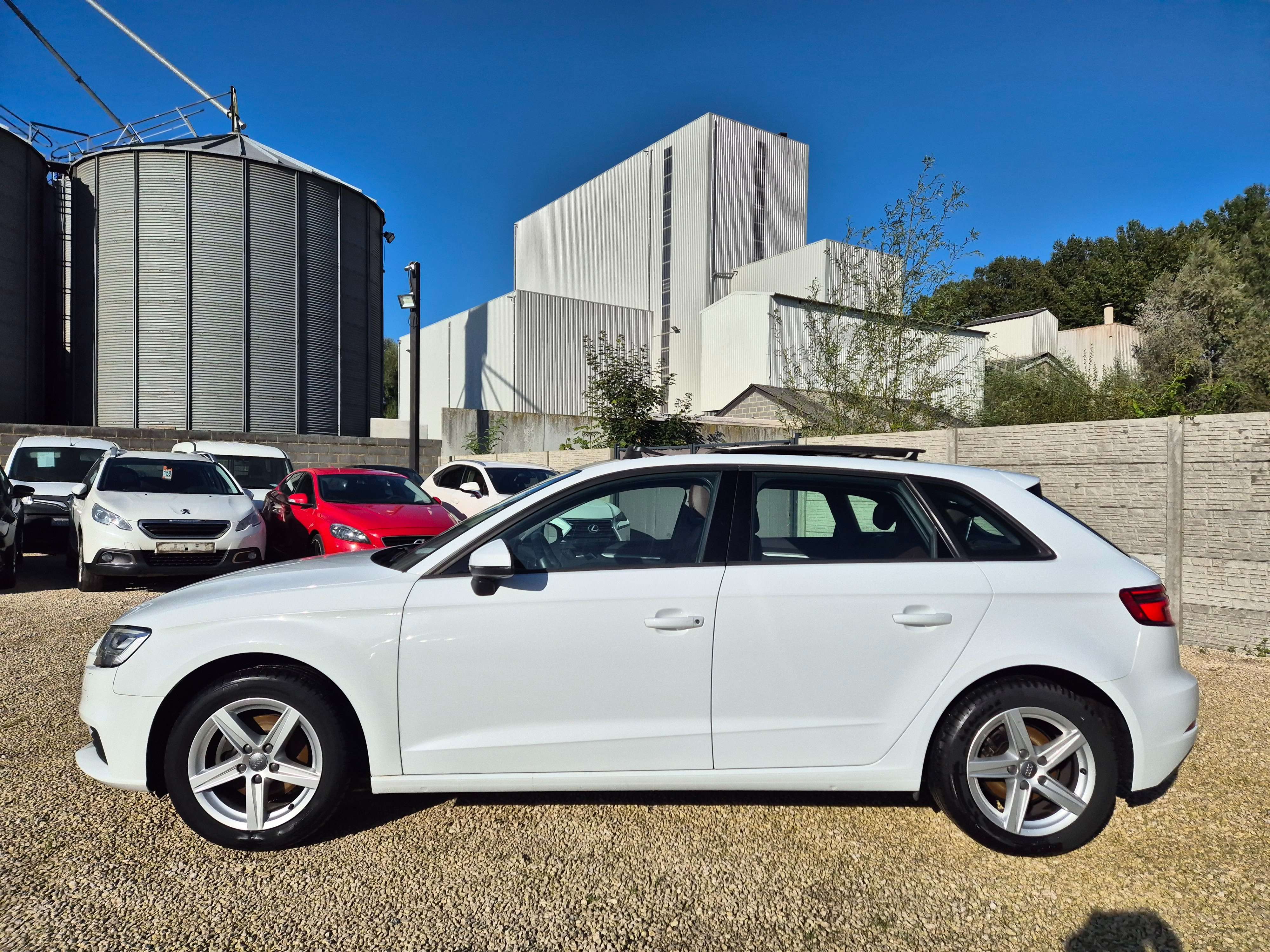 Audi A3 Sportback 1.6 TDi //CARNET//XENON//GARANTIE 12M