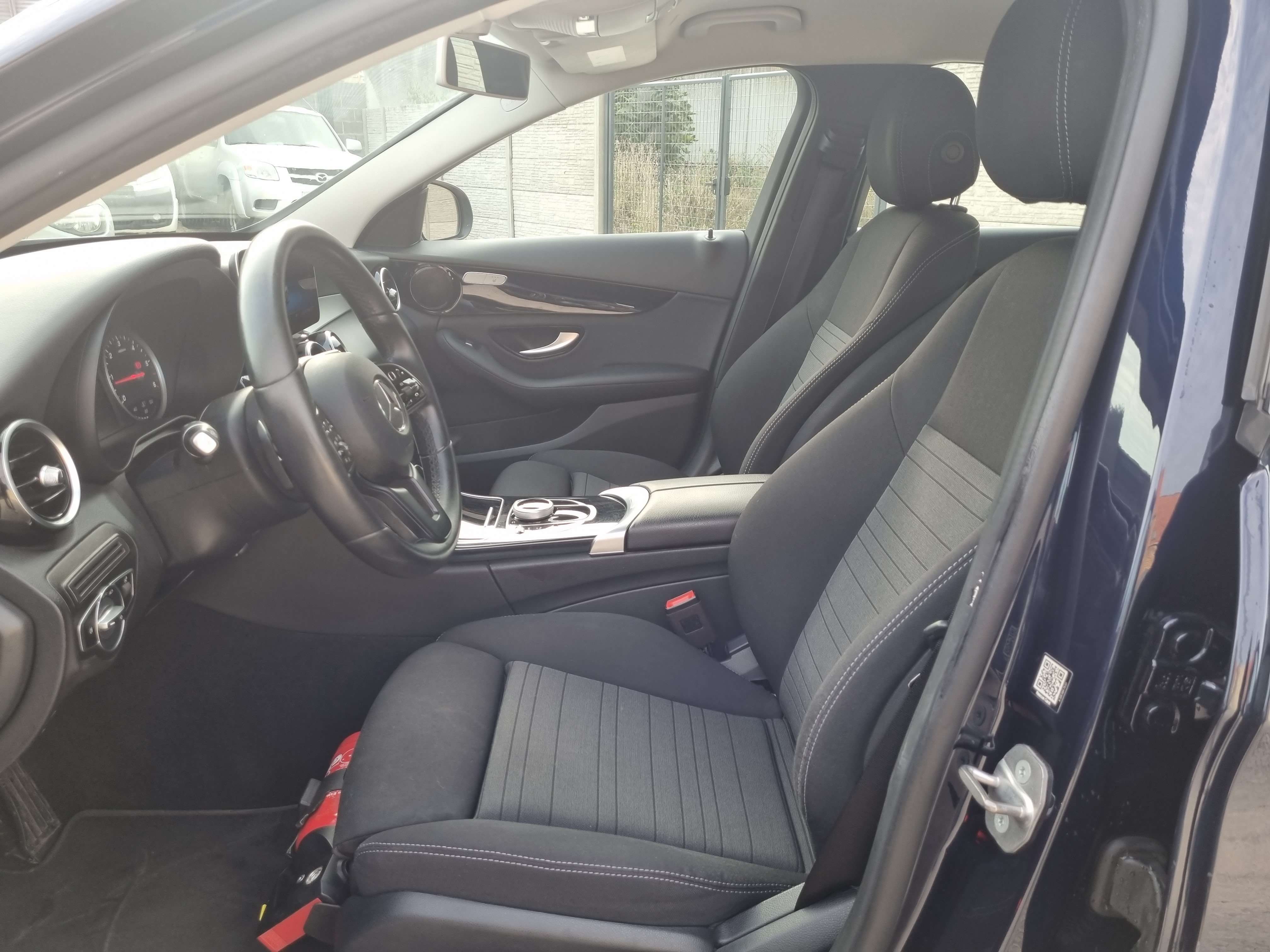 Mercedes-Benz C 180 d// FULL CARNET//CAMERA//GPS//CLIM//USB/GARANTIE