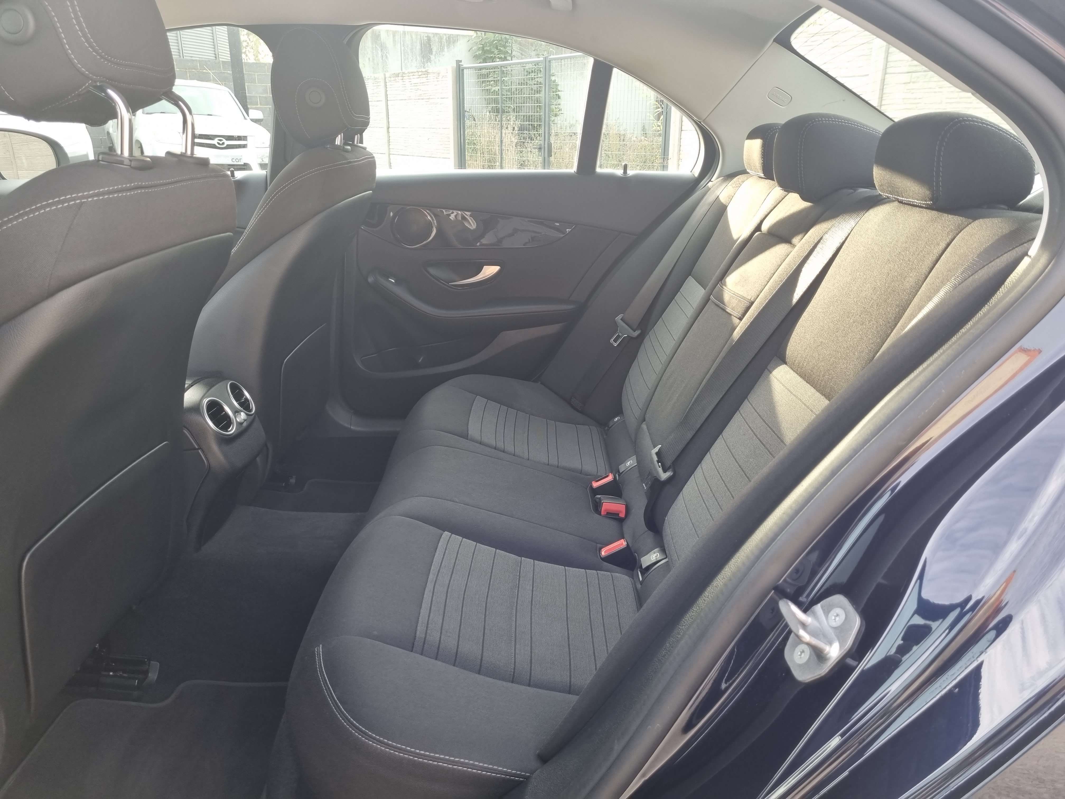 Mercedes-Benz C 180 d// FULL CARNET//CAMERA//GPS//CLIM//USB/GARANTIE