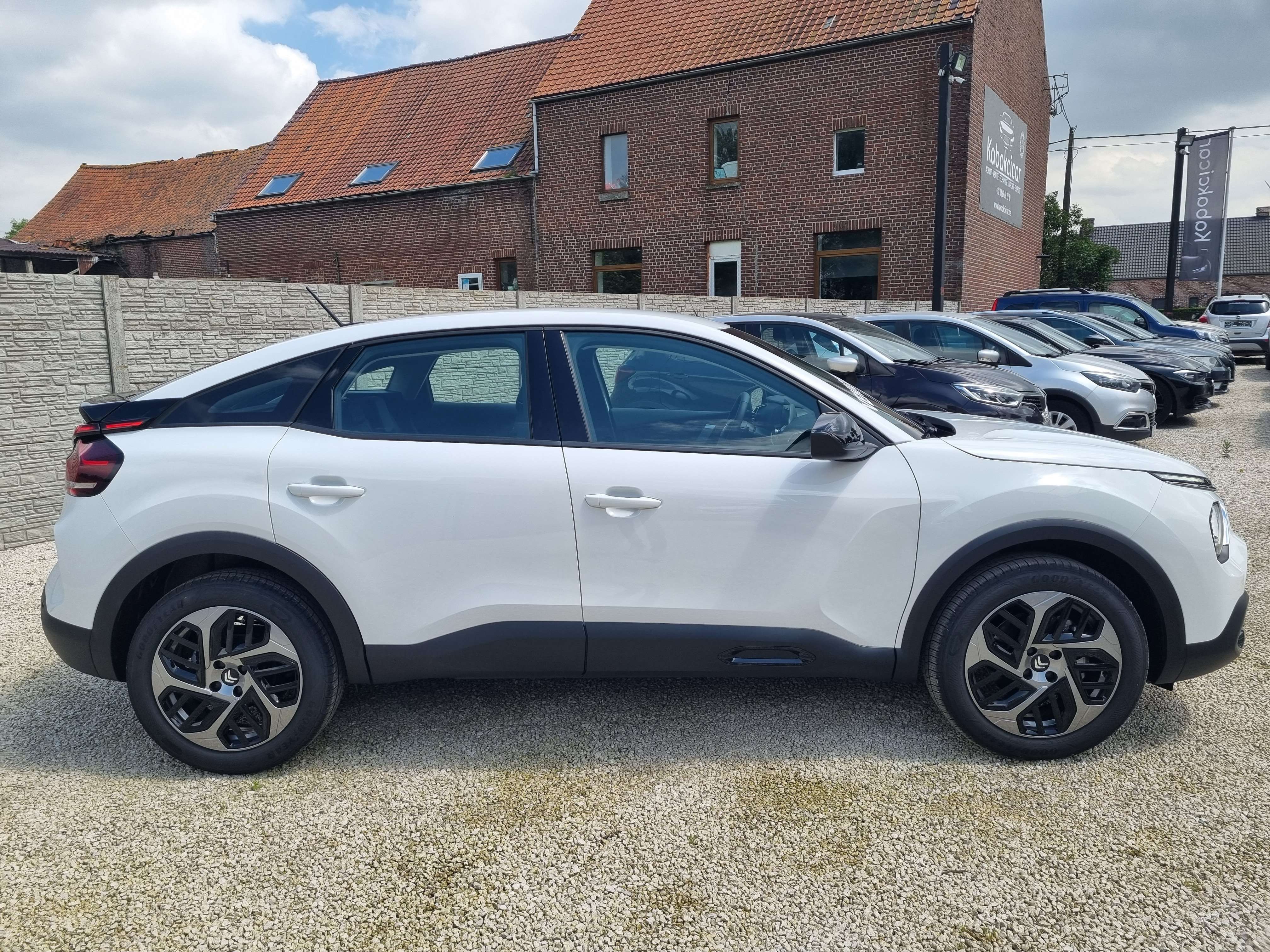 Citroen C4 1.2 VEHICULE NEUF/CARPLAY/GARANTIES 24 MOIS