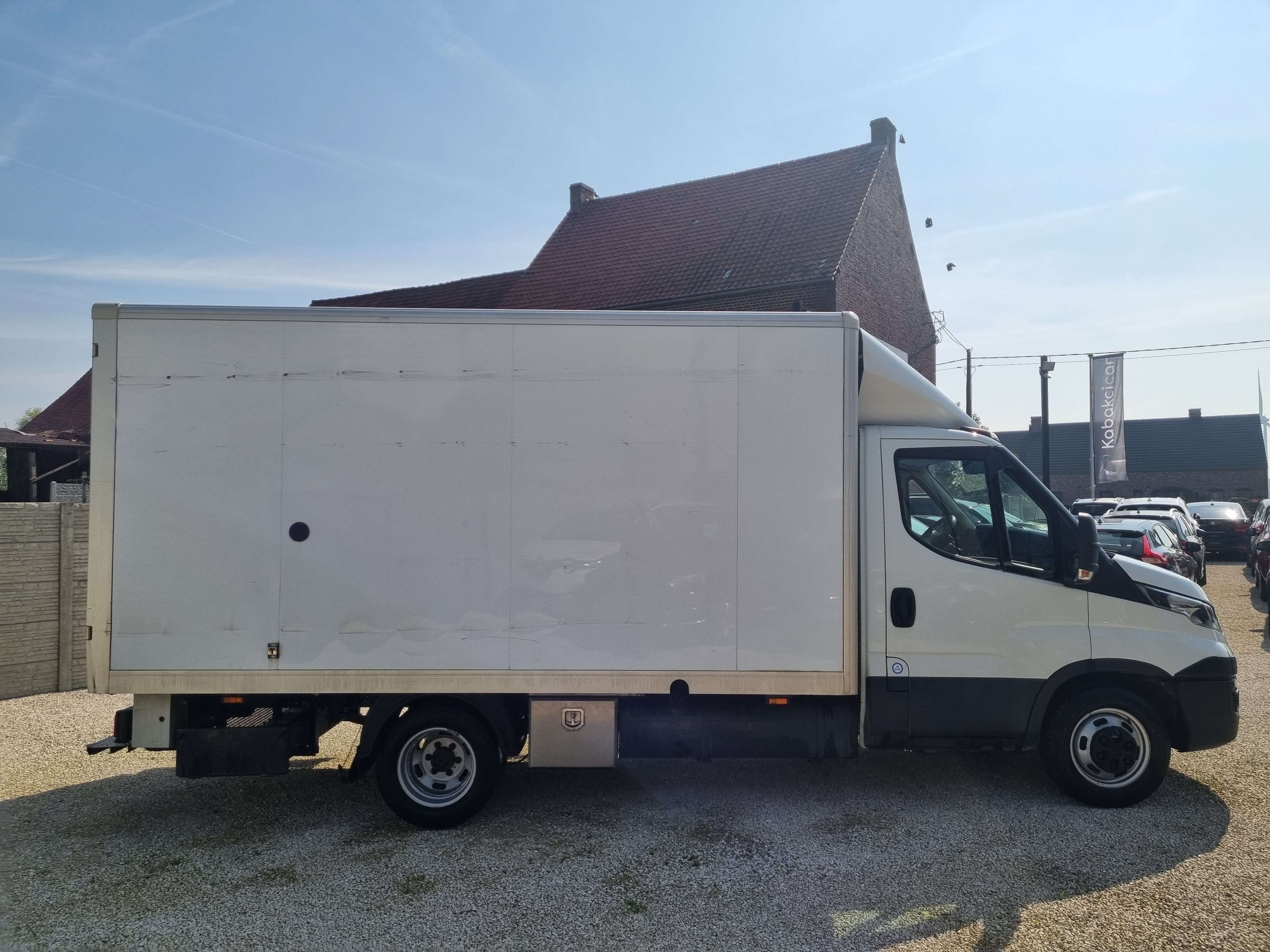 Iveco Daily FOURGON CAISSE /ROUE JUMELEE//GPS//USB//CRUISE//