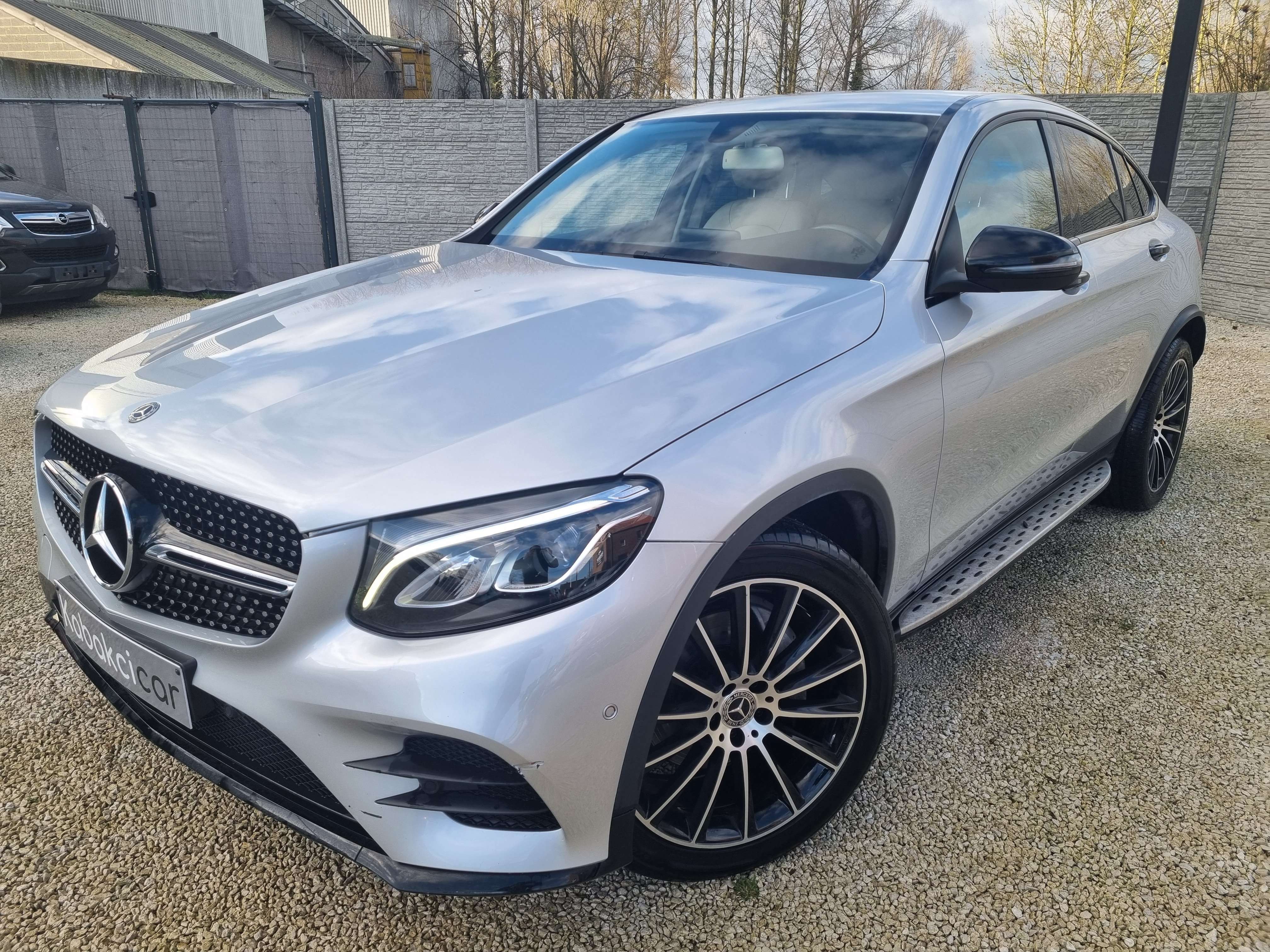 Mercedes-Benz GLC 220 d  4-Matic//PACK AMG//GPS/CLIM/CAMERA/GARANTIE 12M