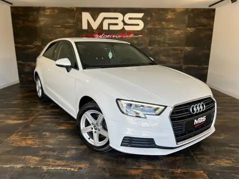 Audi A3 1.6 TDi S TRONIC * GPS * RADARS * CRUISE * XENON