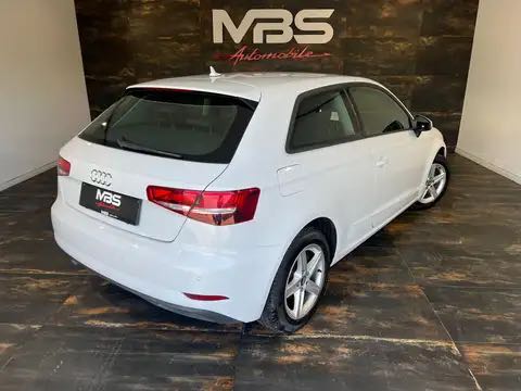 Audi A3 1.6 TDi S TRONIC * GPS * RADARS * CRUISE * XENON
