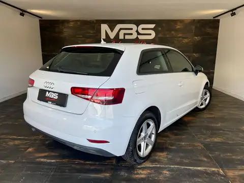 Audi A3 1.6 TDi S TRONIC * GPS * RADARS * CRUISE * XENON