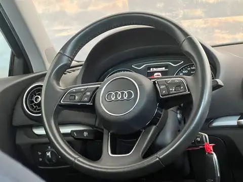 Audi A3 1.6 TDi S TRONIC * GPS * RADARS * CRUISE * XENON